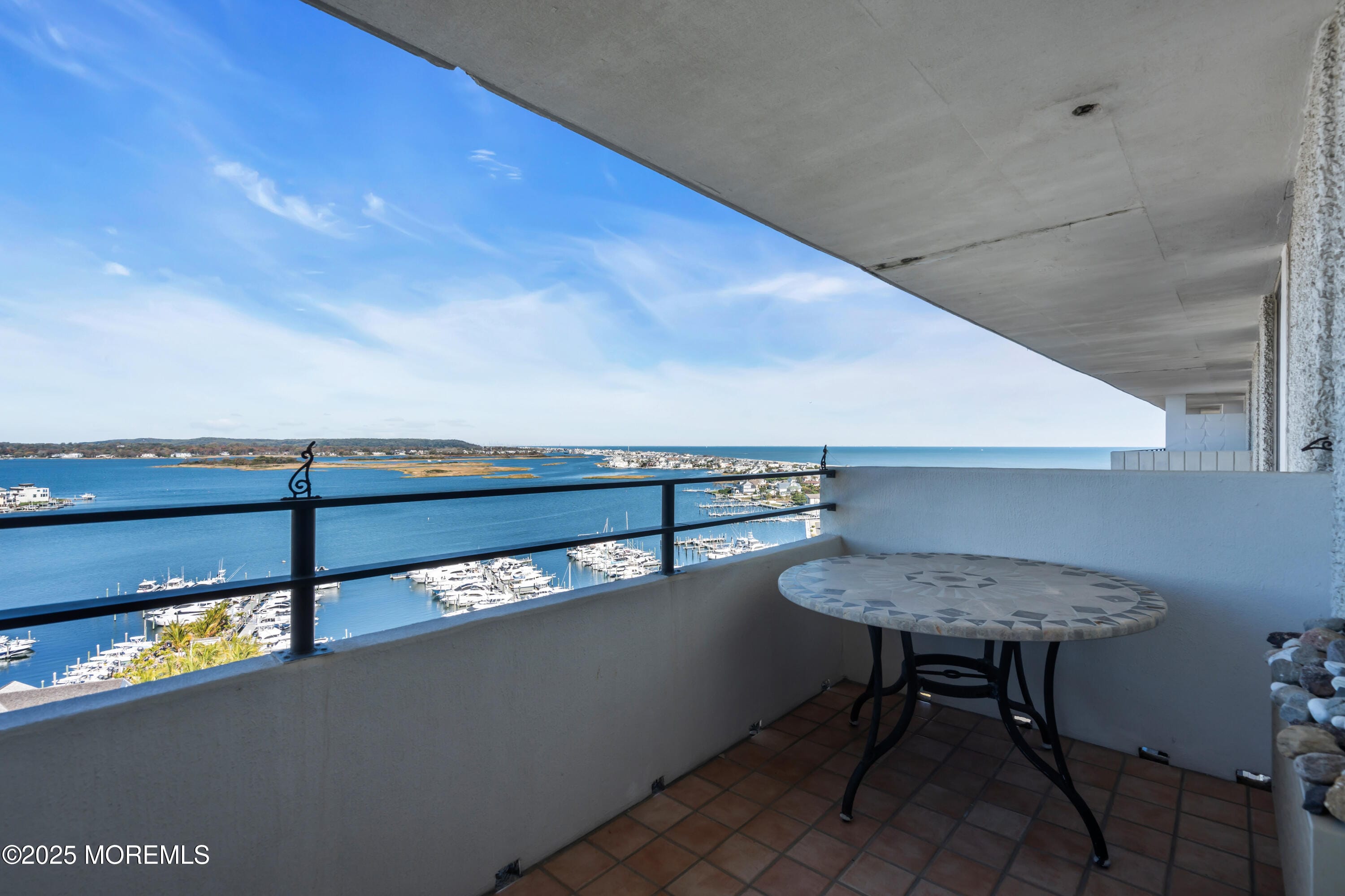 1 Channel Drive 1708 Image 4