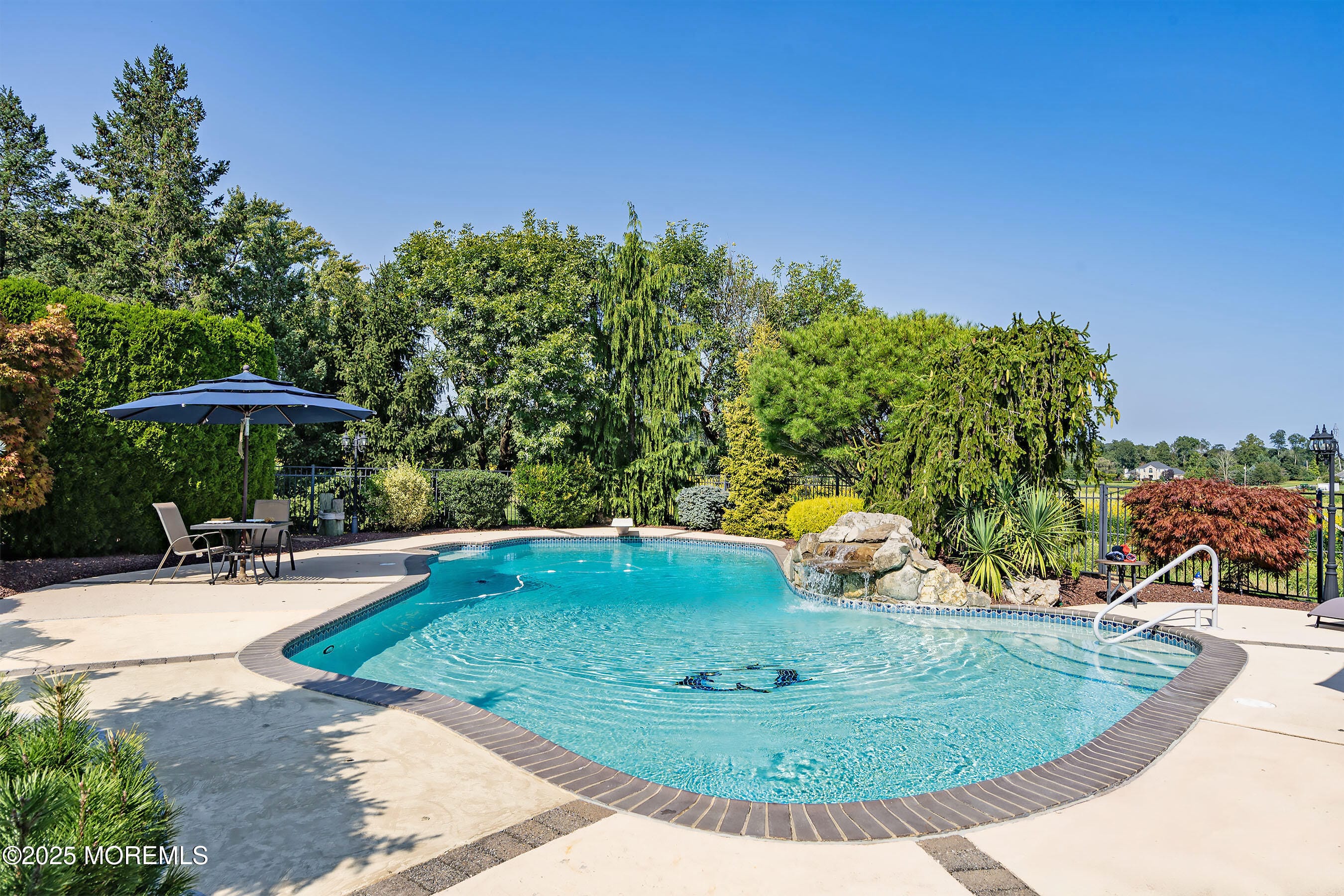 421 Georgetown Drive Image 4