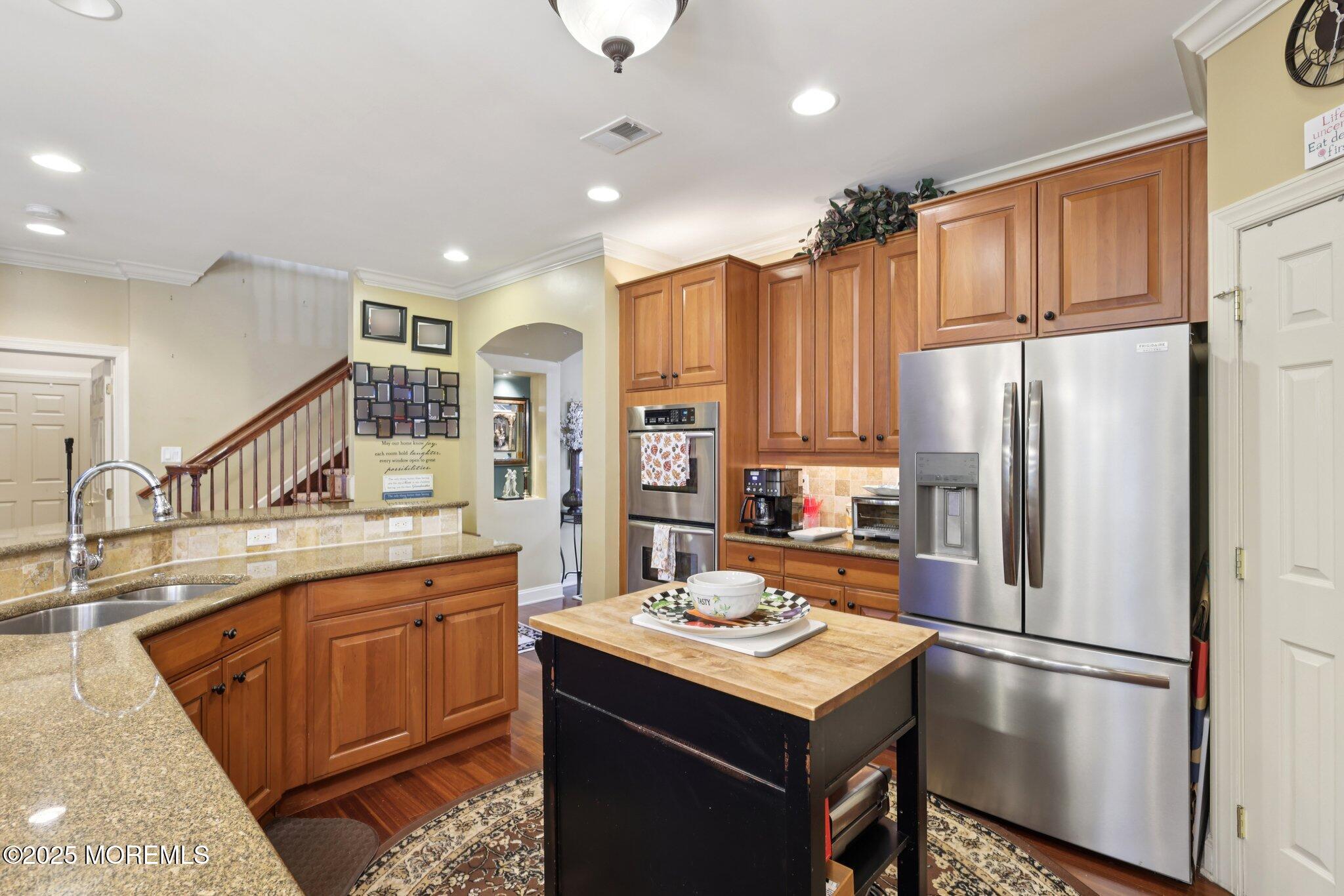 33 Sedona Boulevard Image 5