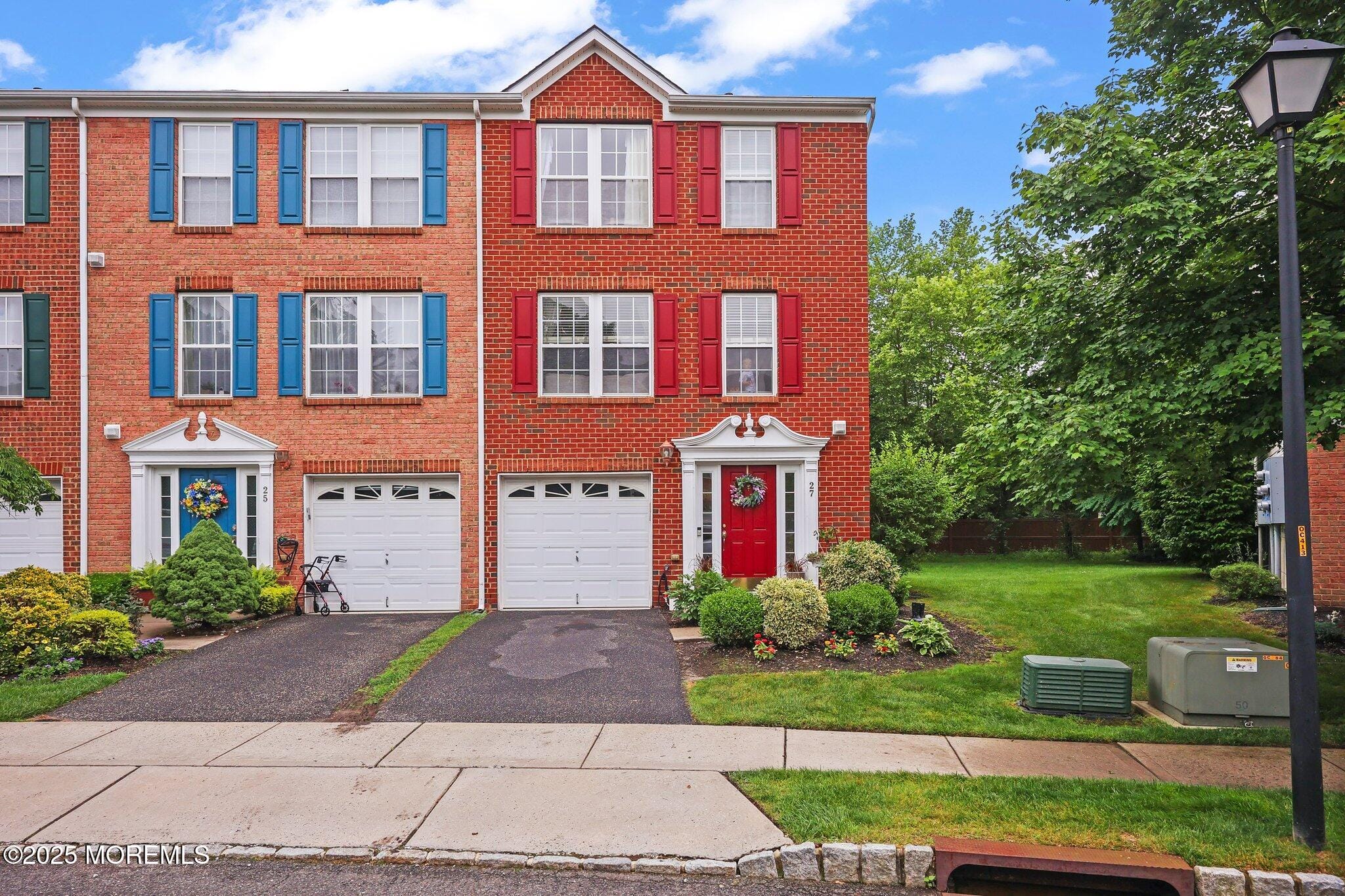 27 Saxton Road, Farmingdale, NJ, 07727