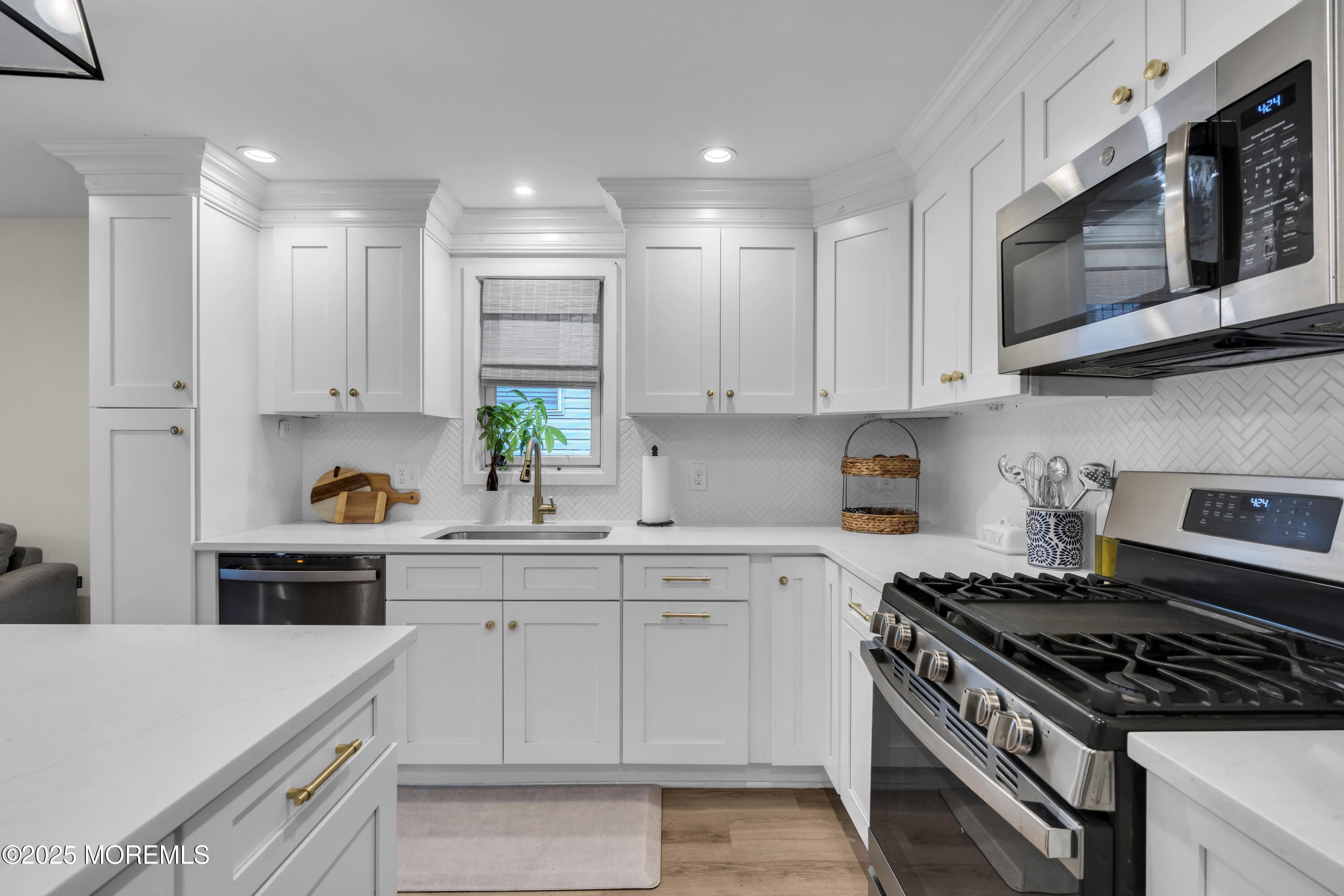 19 Brainard Avenue, Middletown, NJ, 07758 image 9