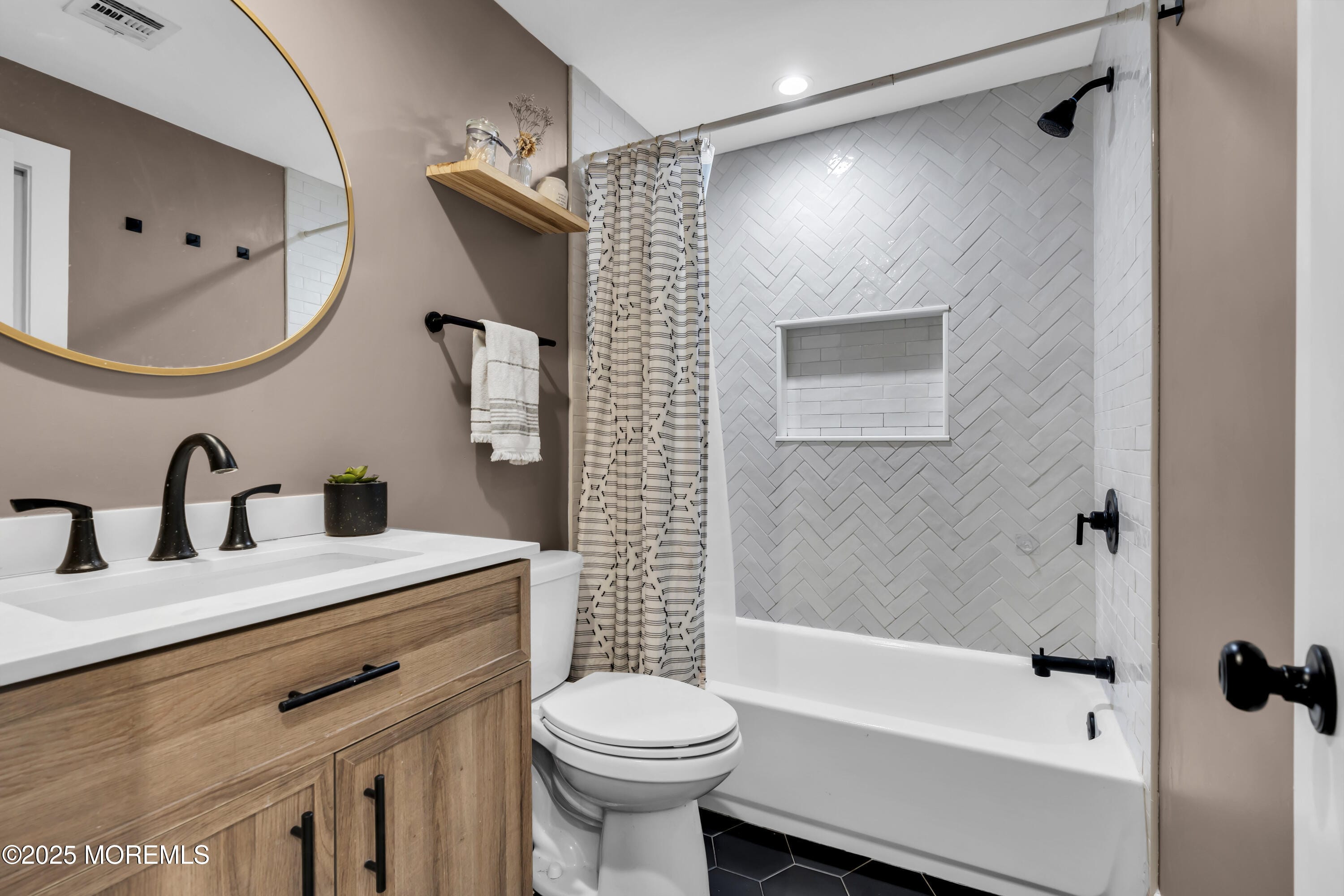 19 Brainard Avenue, Middletown, NJ, 07758 image 28