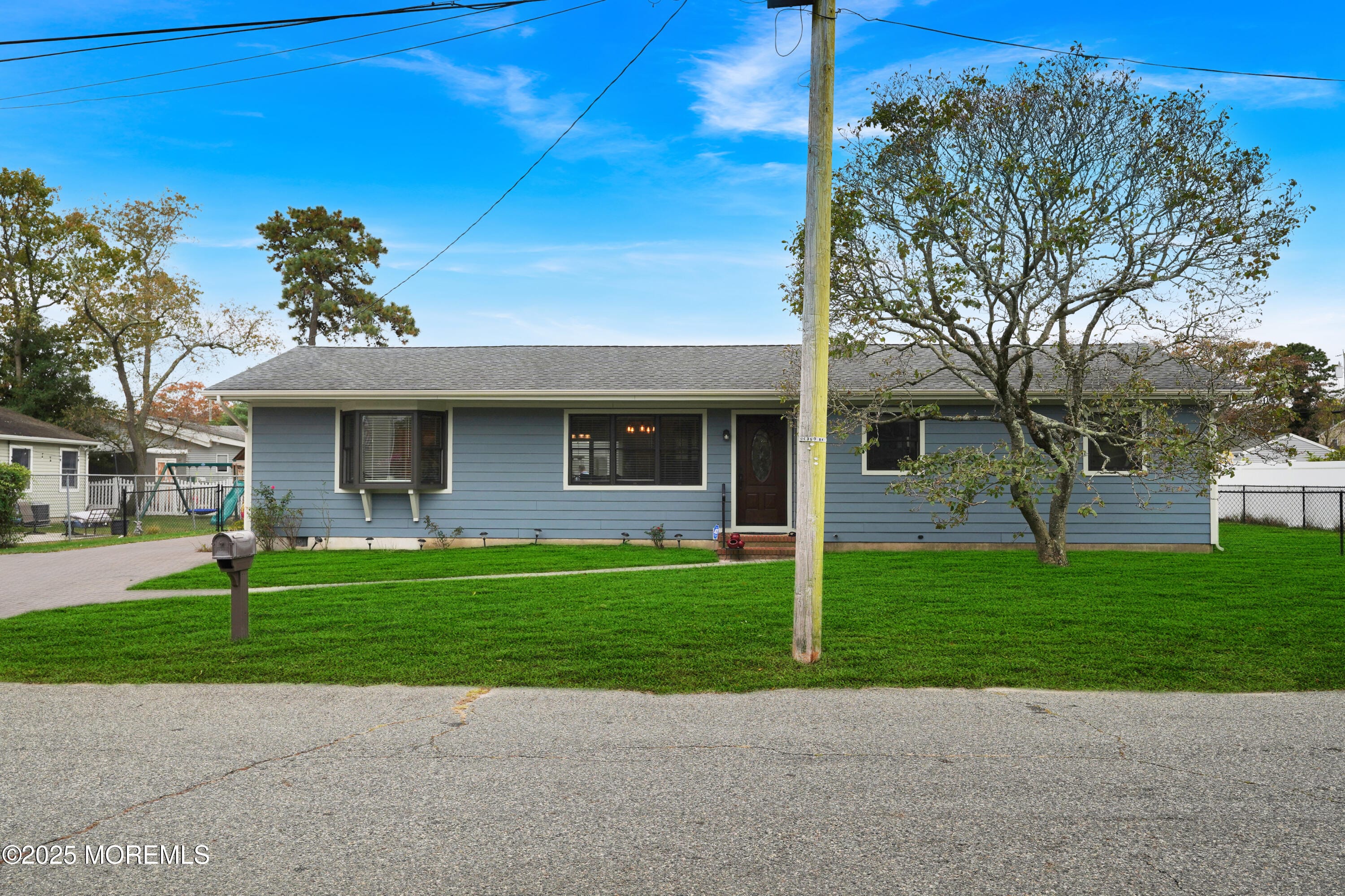 857 Koches Avenue Image 2