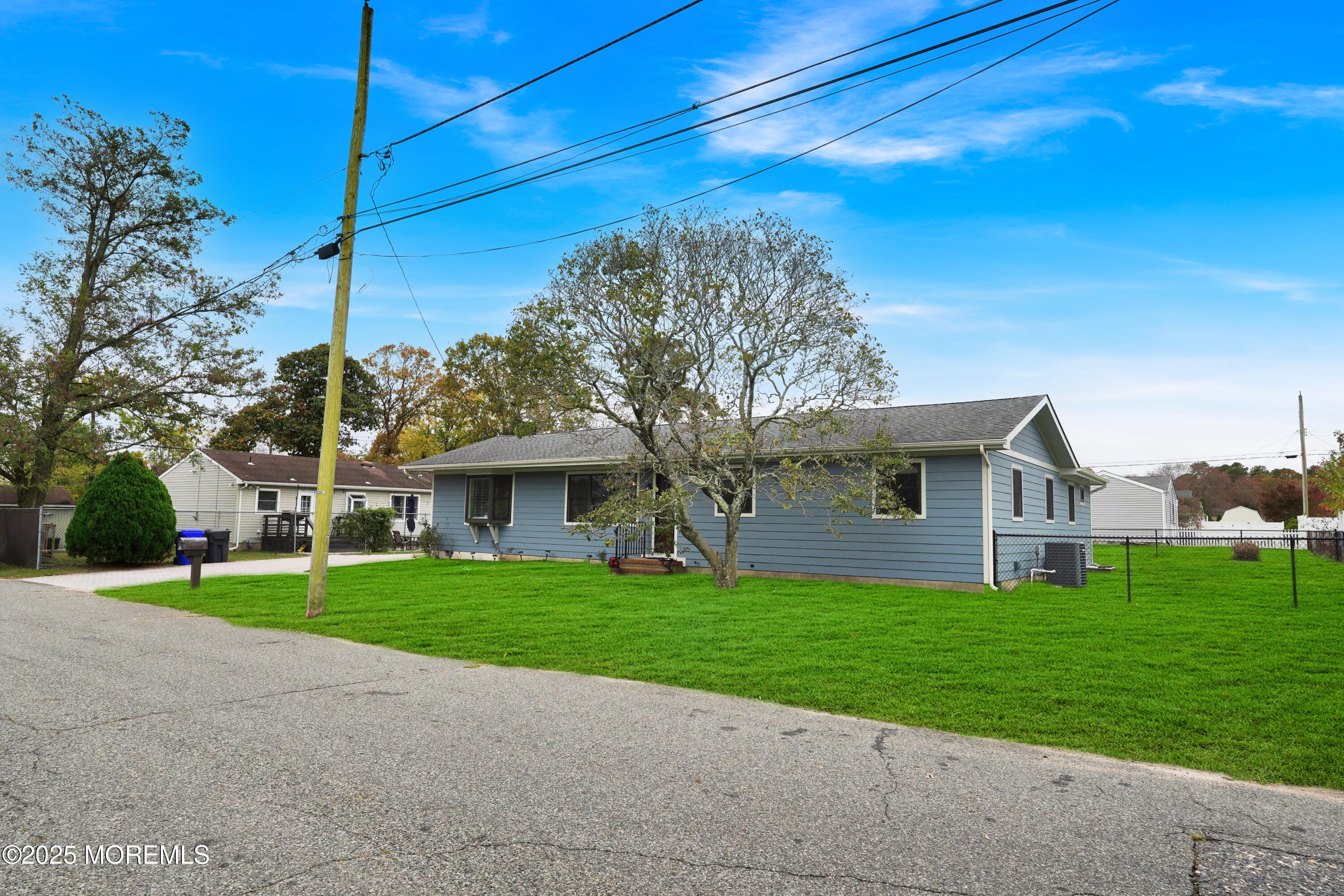 857 Koches Avenue Image 3