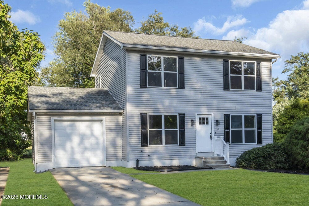 345 Spruce Street Image 3