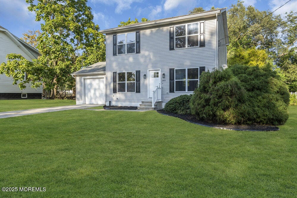 345 Spruce Street Image 4