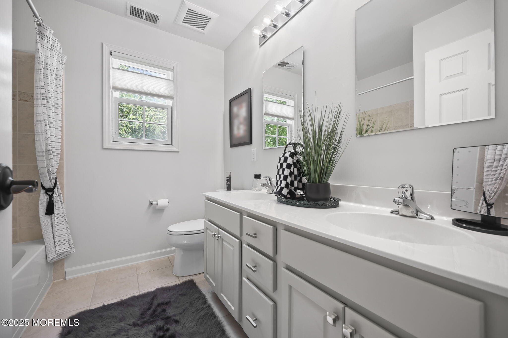 7 Trumbull Court, Jackson, NJ, 08527 image 42