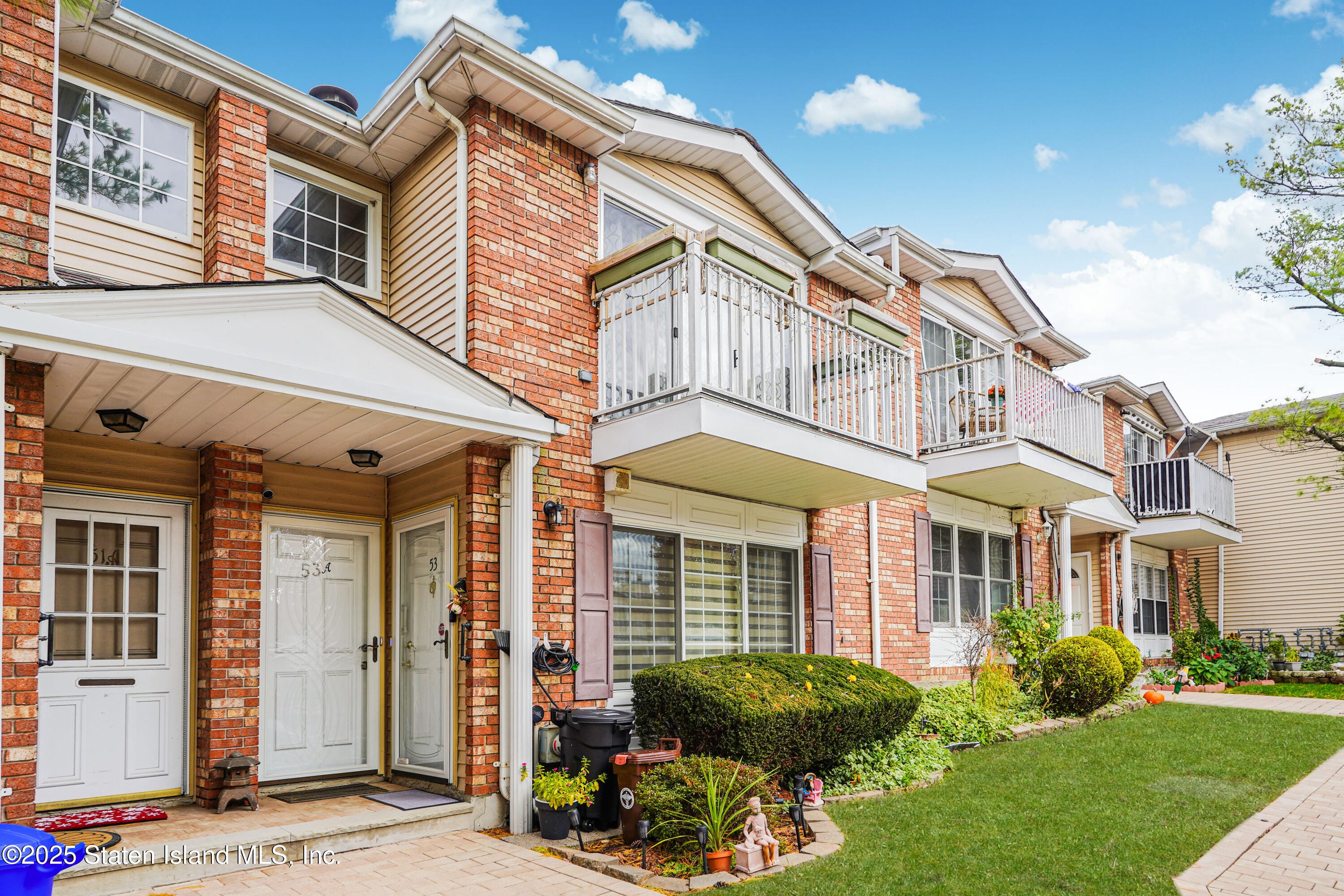 53 Saturn Lane Image 2