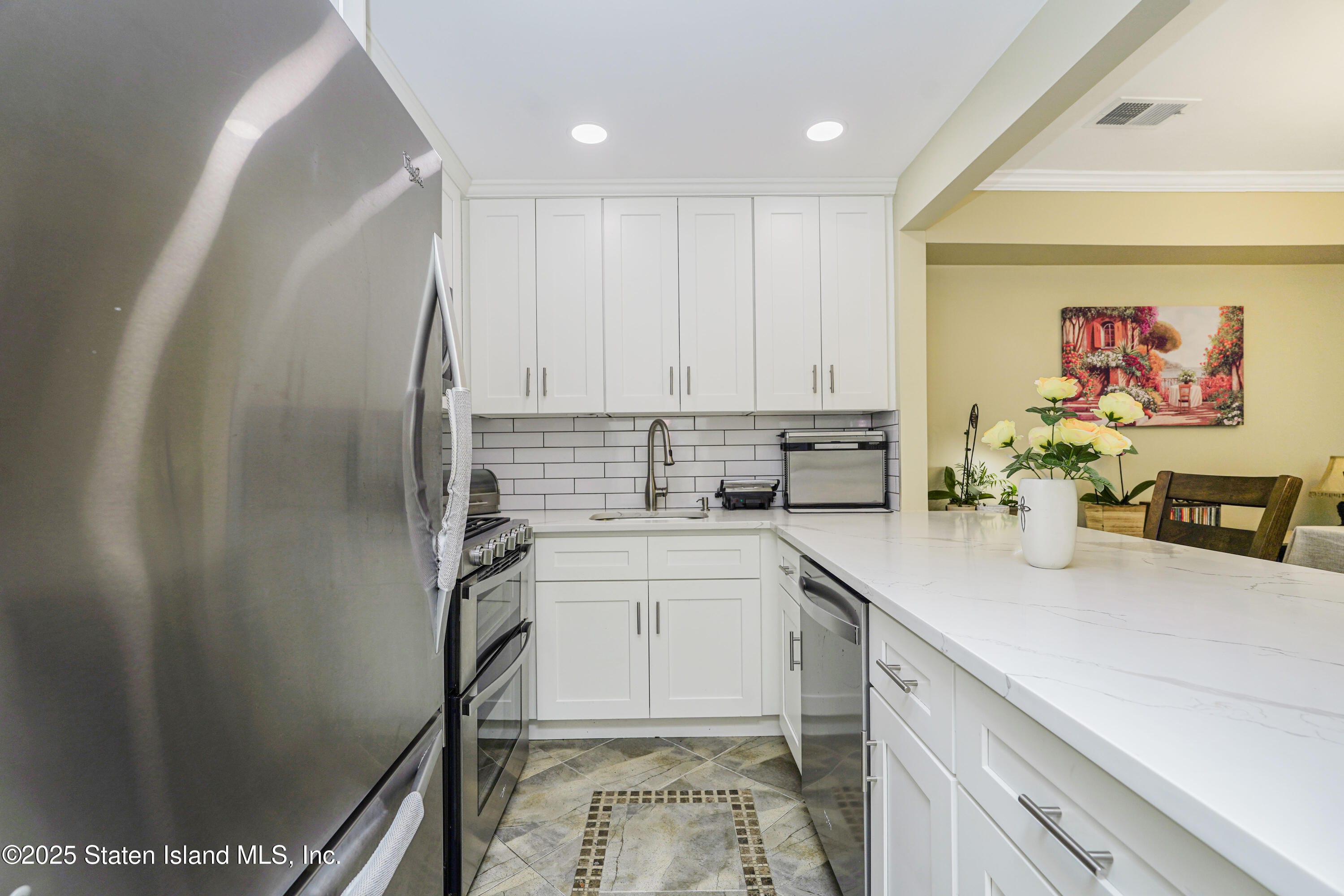 53 Saturn Lane, Staten Island, NY, 10314 image 14