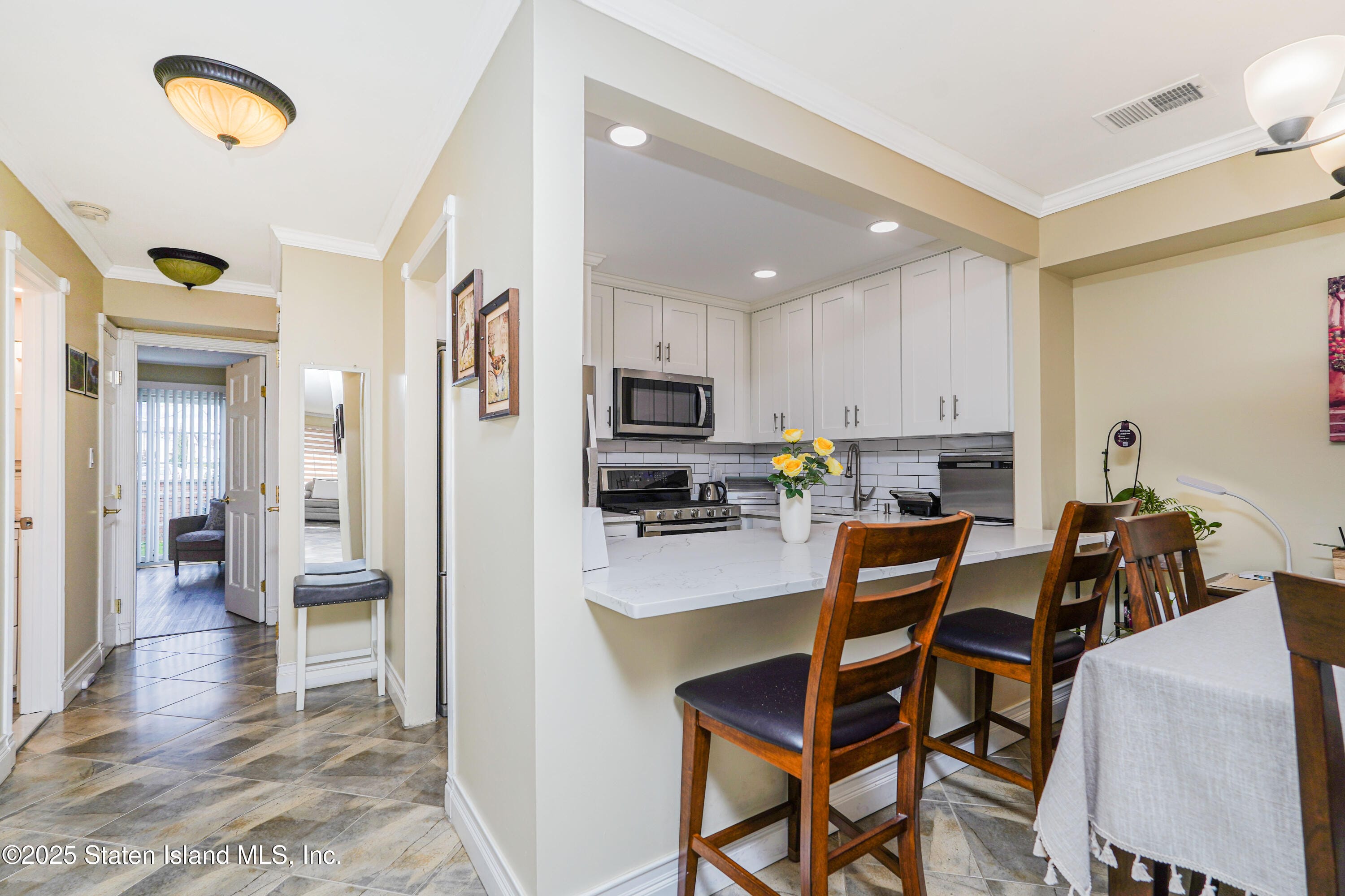 53 Saturn Lane, Staten Island, NY, 10314 image 9