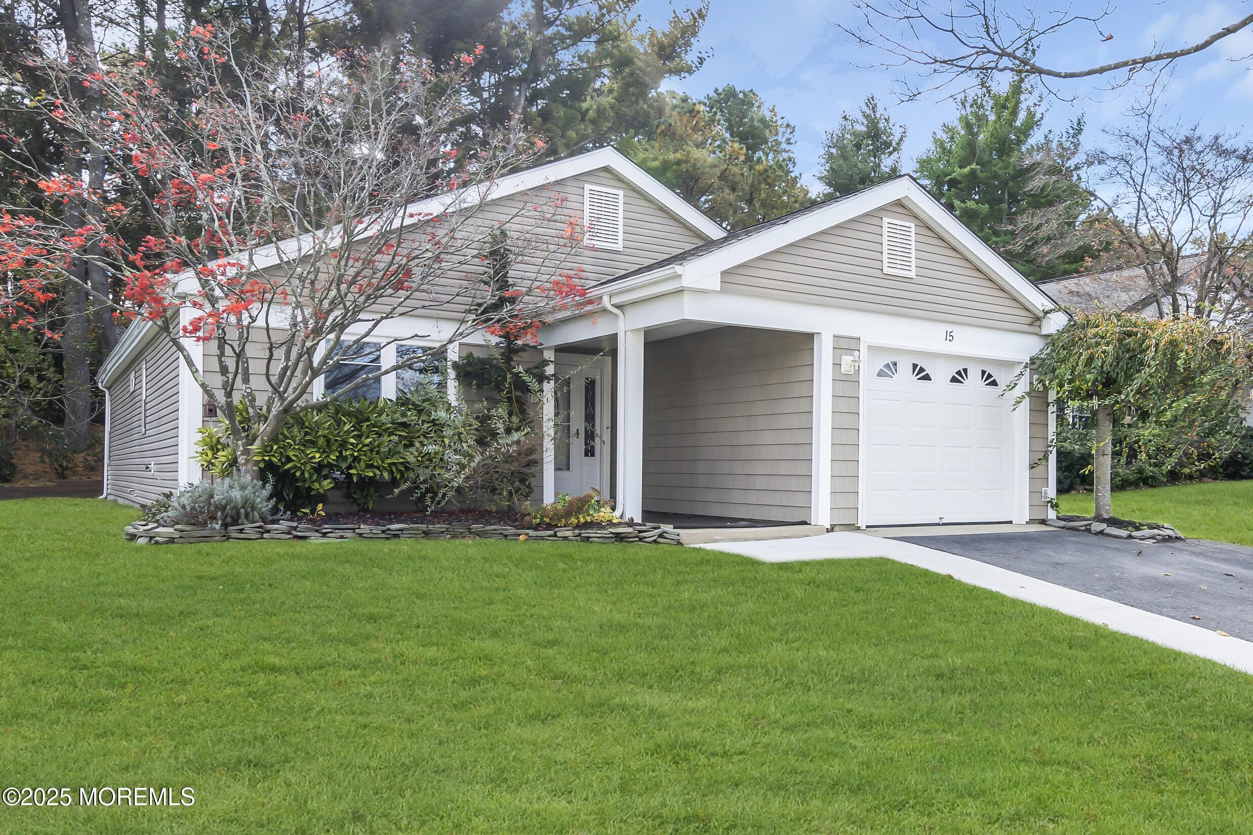 15 Maidstone Way, Manchester, NJ, 08759