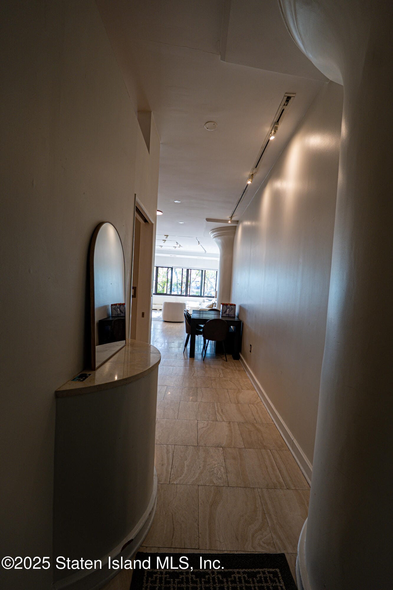 10 Bay Street Landing 2g Image 2