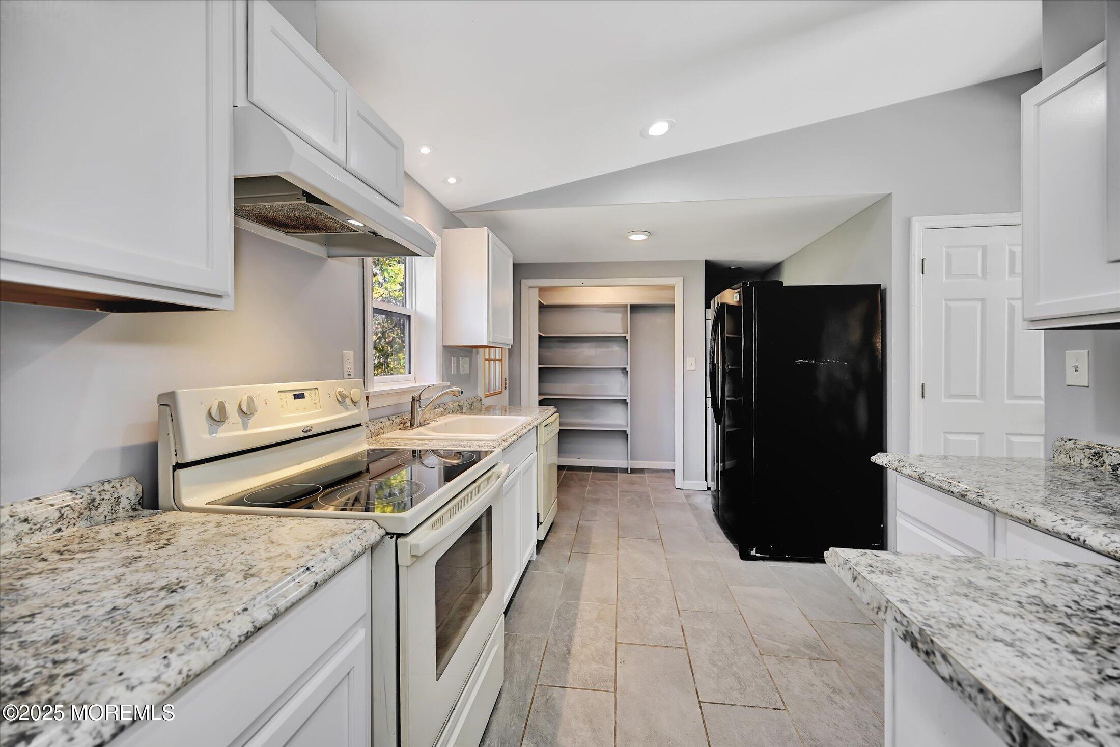 448 Stagecoach Road, Millstone, NJ, 08510 image 11