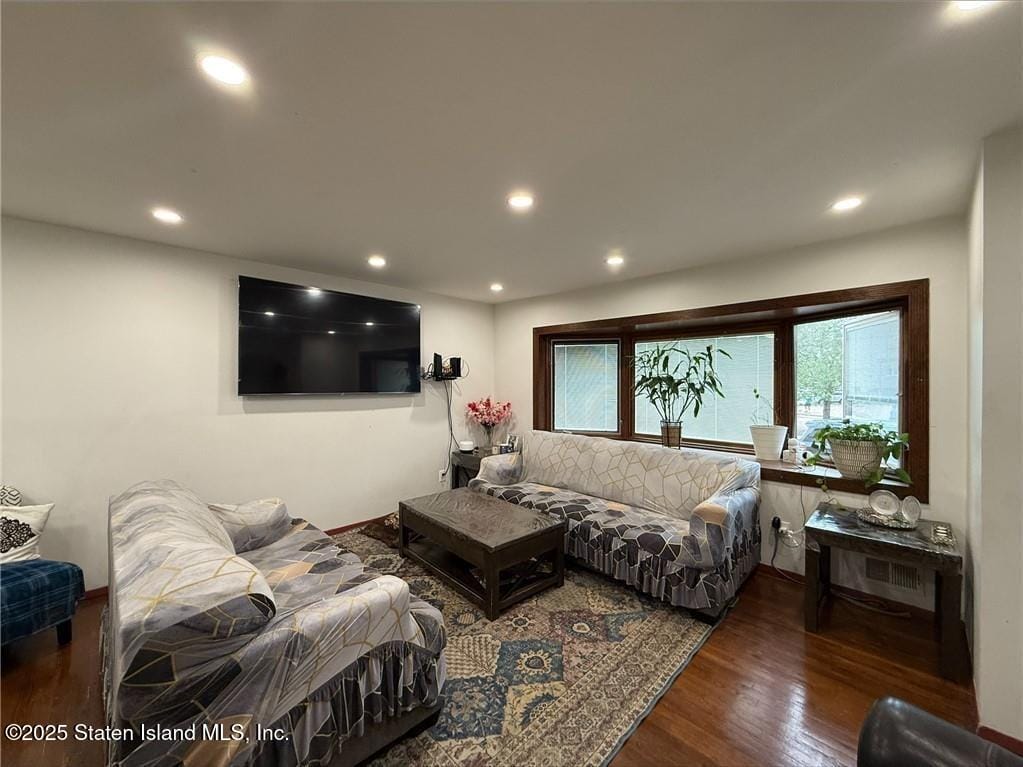 56 Gary Court Image 4