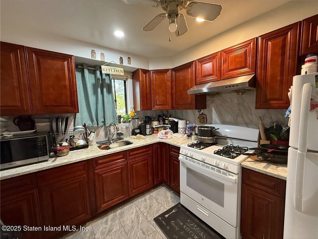 56 Gary Court, Staten Island, NY, 10314 image 6