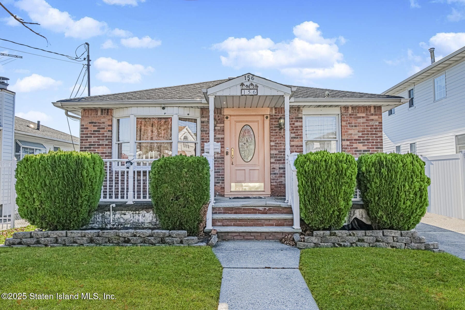 156 Figurea Avenue Image 1