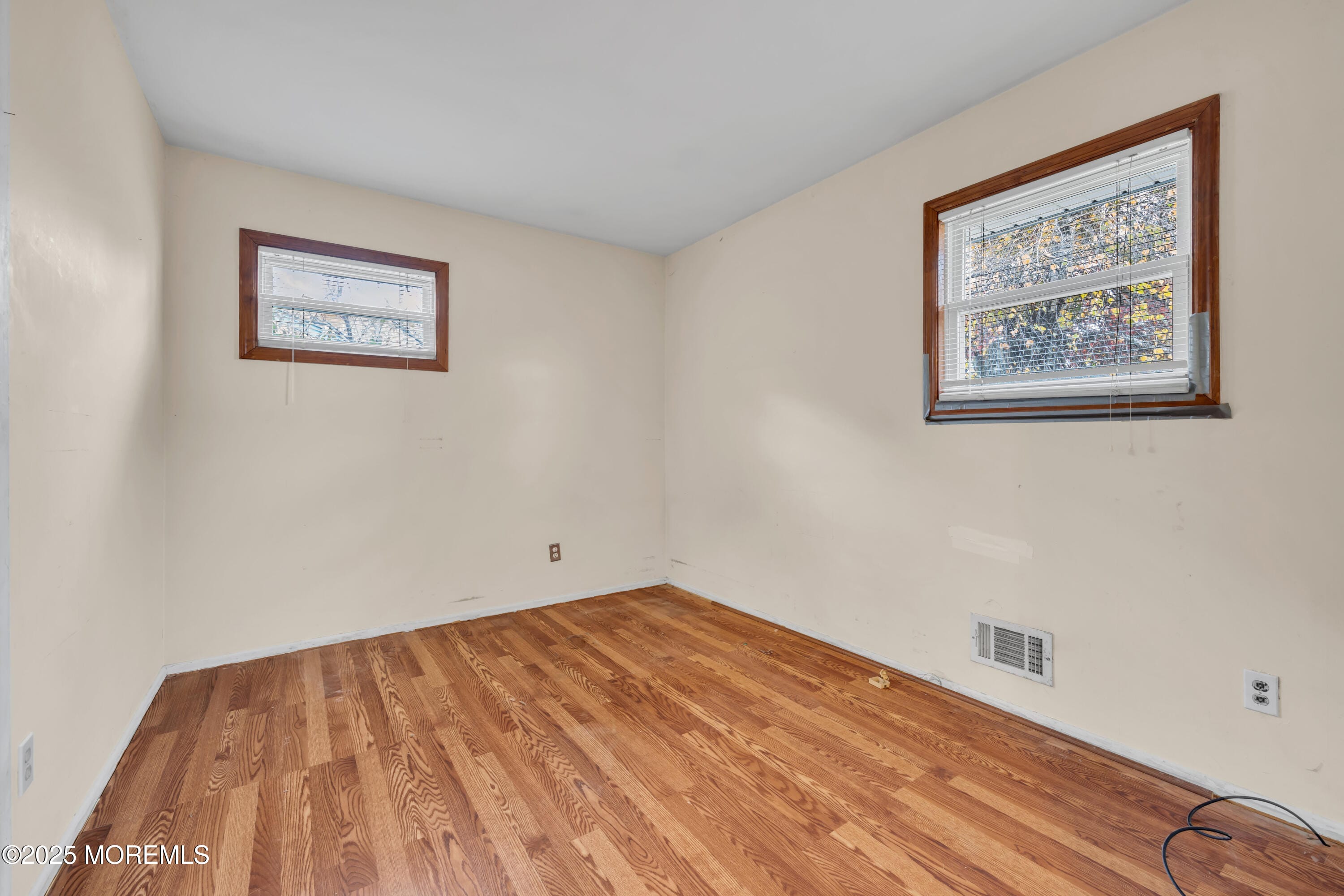 25 Venus Road, South Amboy, NJ, 08879 image 19