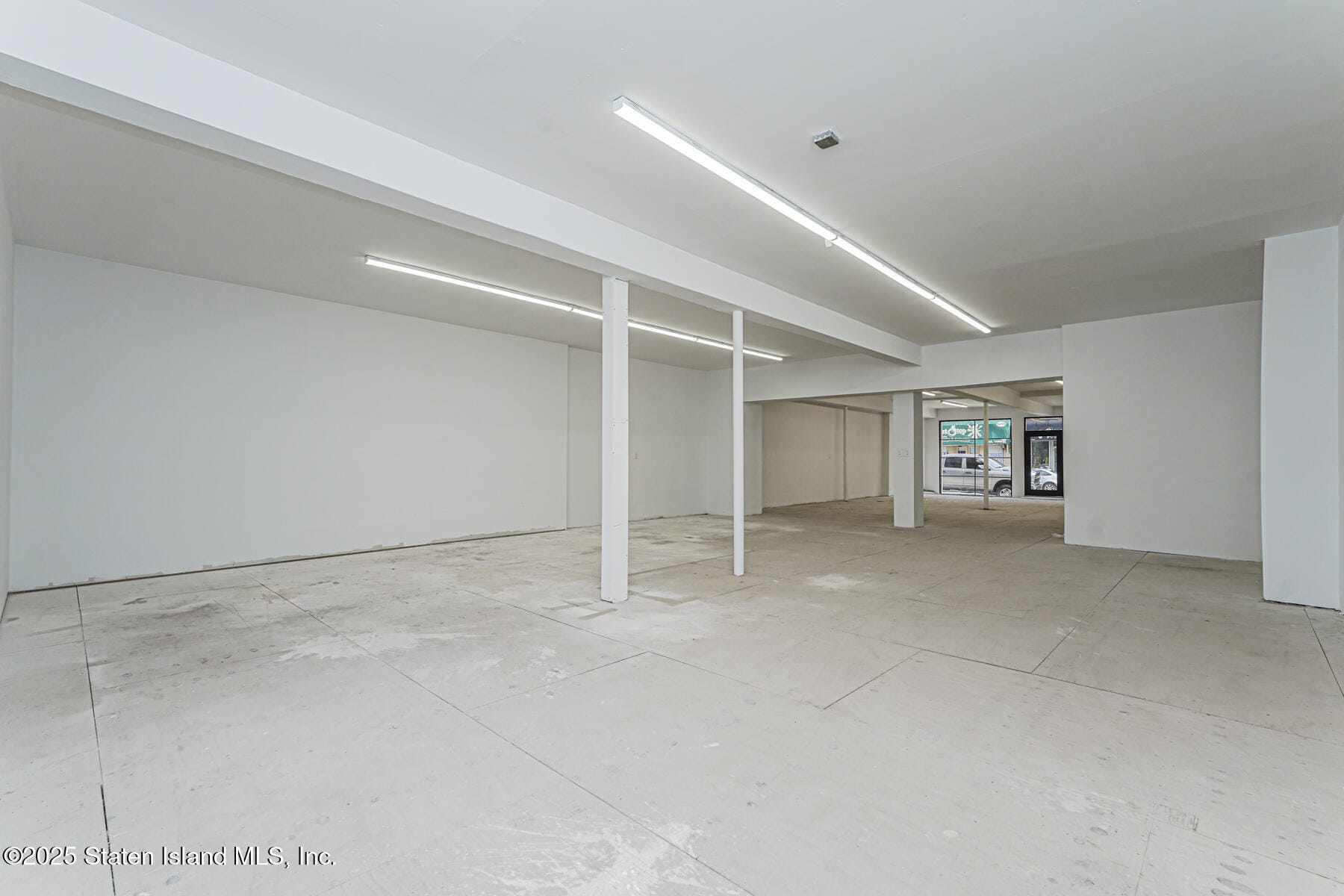 1256 Bay Street Image 4