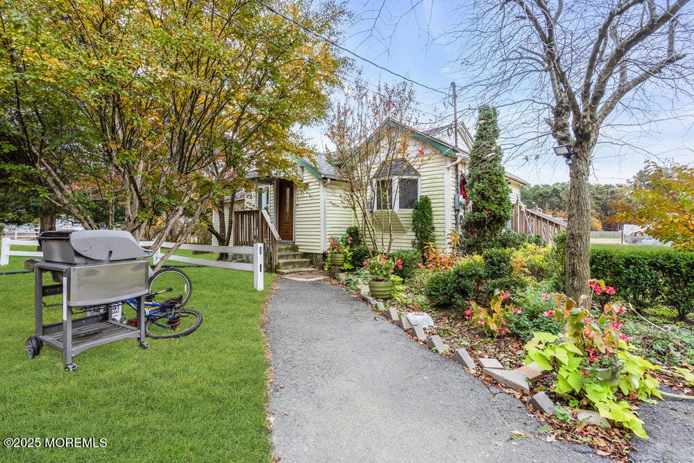 270 Alexander Avenue Image 4