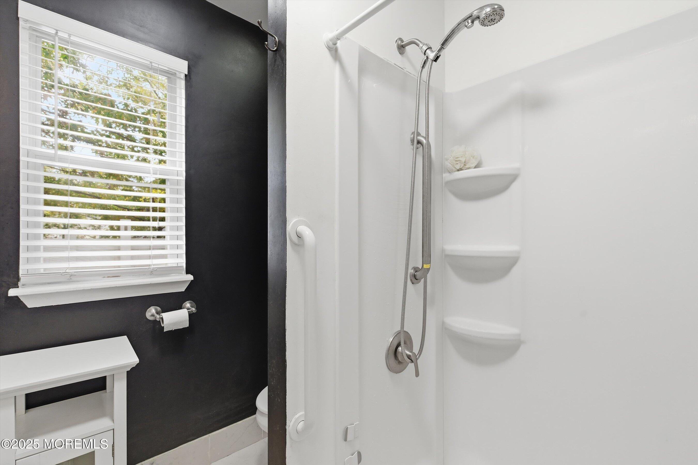 833 Rodgers Street, Lanoka Harbor, NJ, 08734 image 13