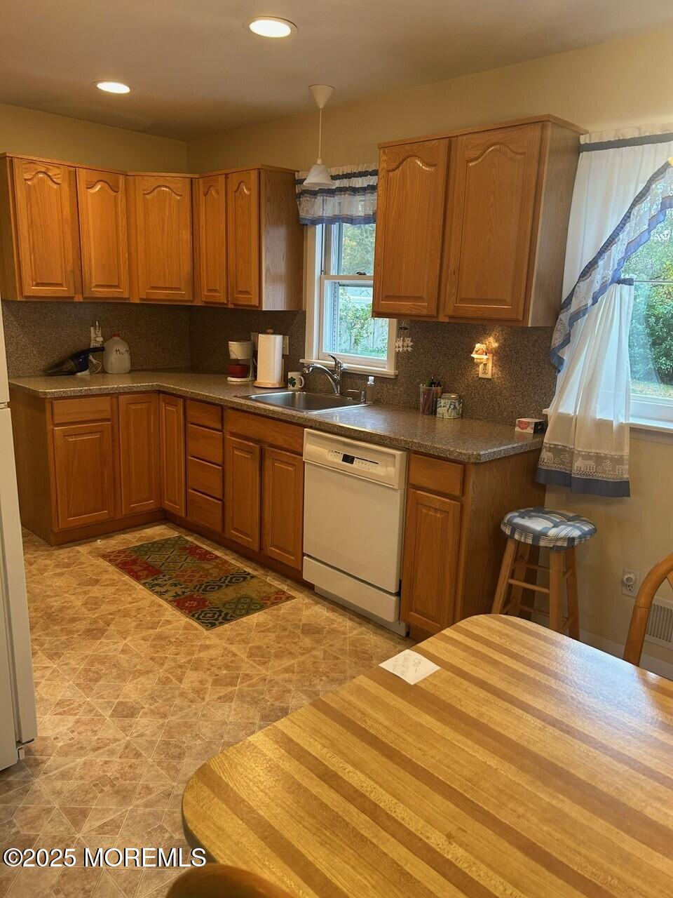 1425 Nevada Drive Image 3