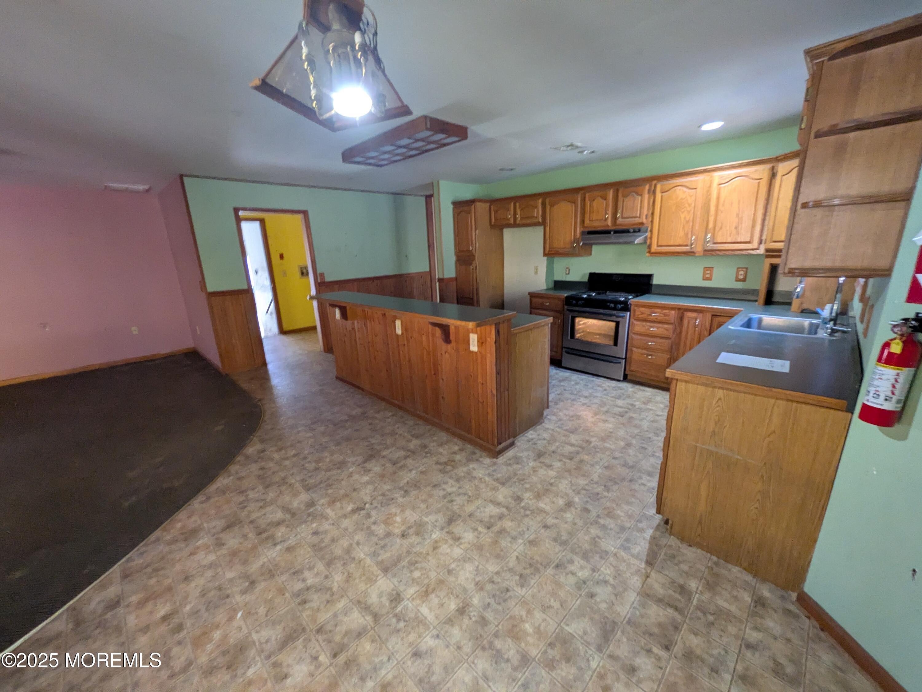 257 Ocean Gate Image 2