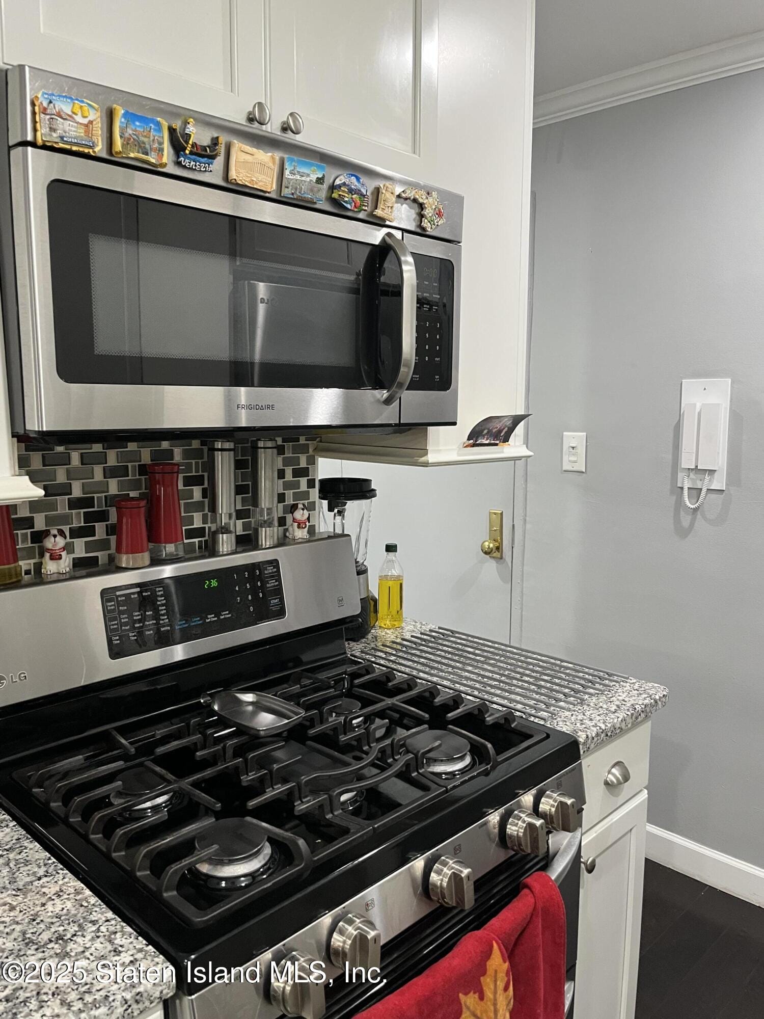 1000 Clove Road 6-O & 6-P, Staten Island, NY, 10301 image 17