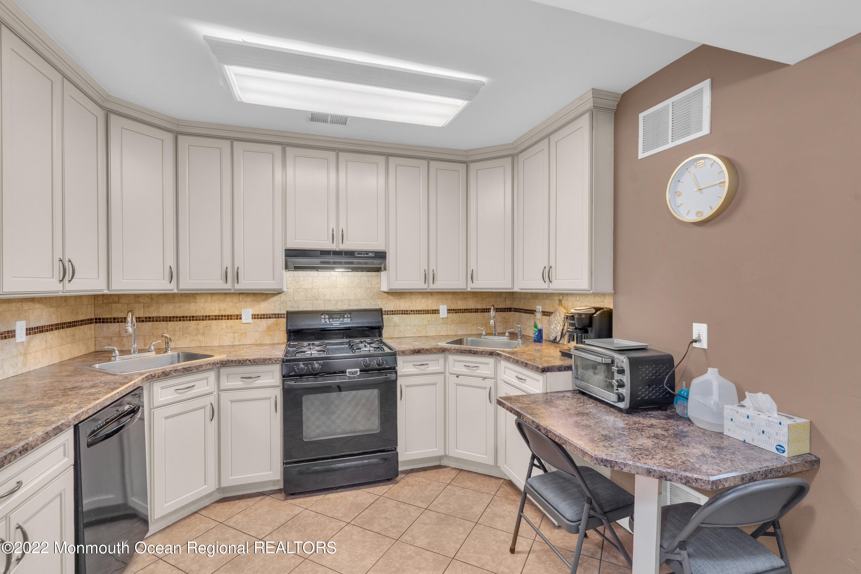 5 Ford Avenue, Lakewood, NJ, 08701 image 45