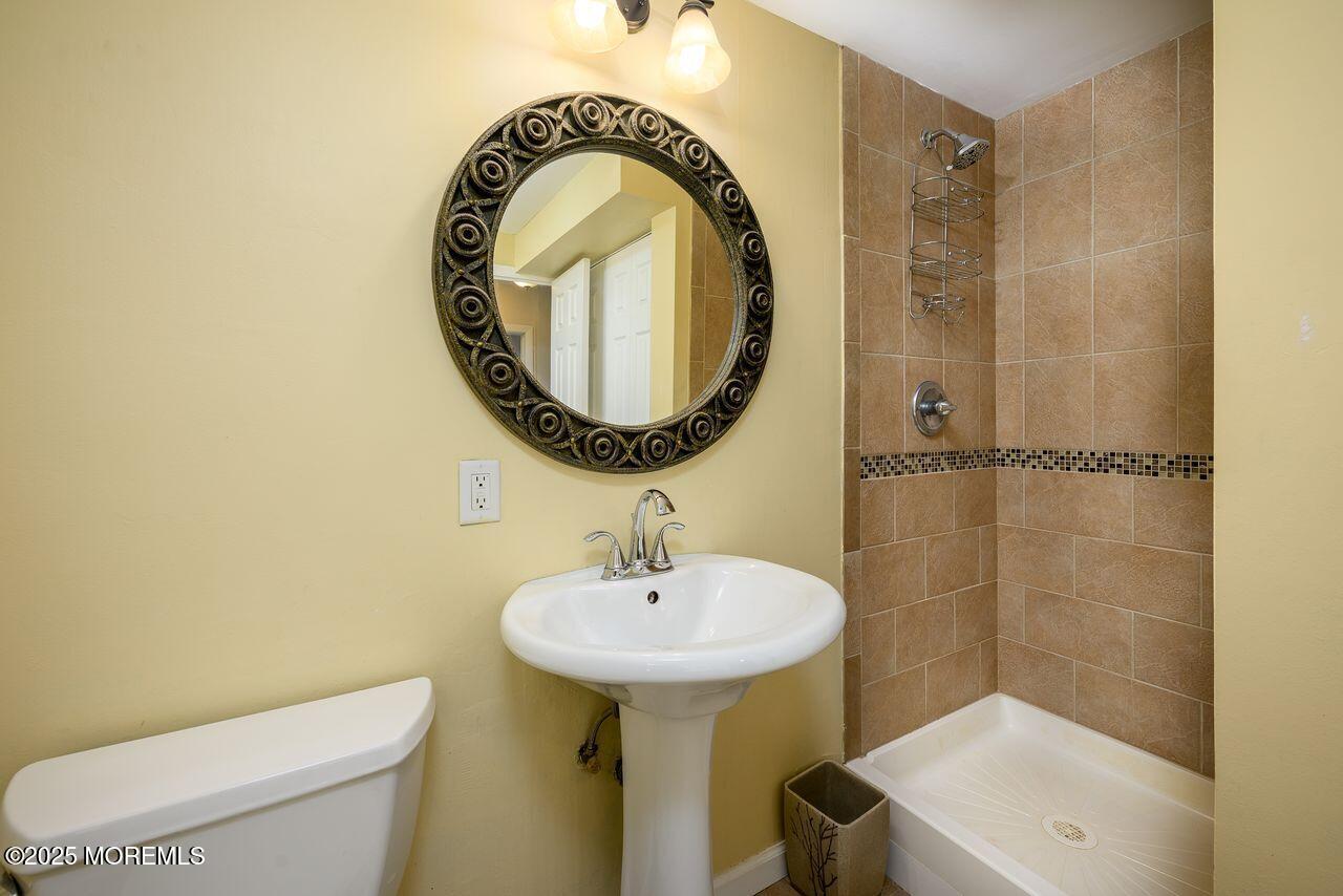 37 Willow Grove Way, Manalapan, NJ, 07726 image 17