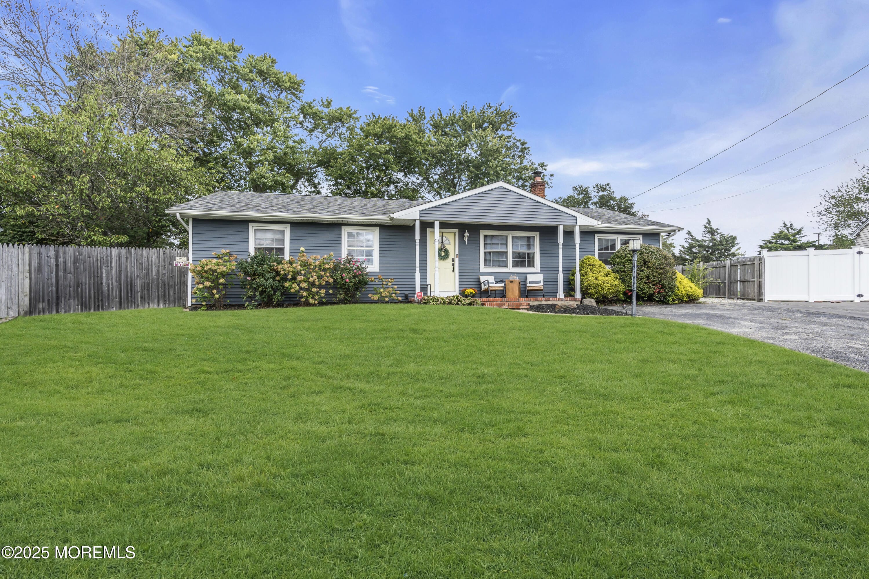 1012 E Panama Court Image 3