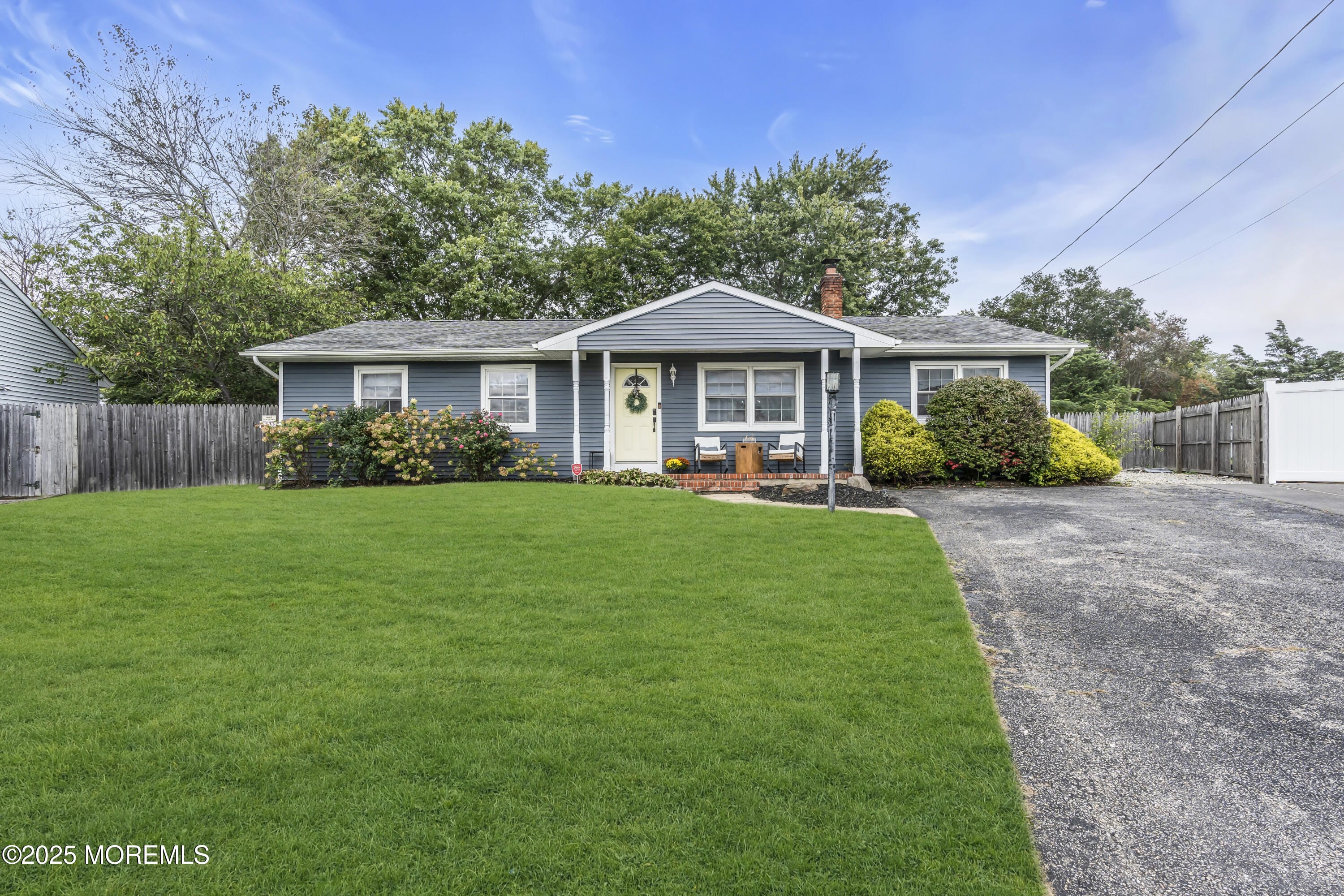 1012 E Panama Court Image 4