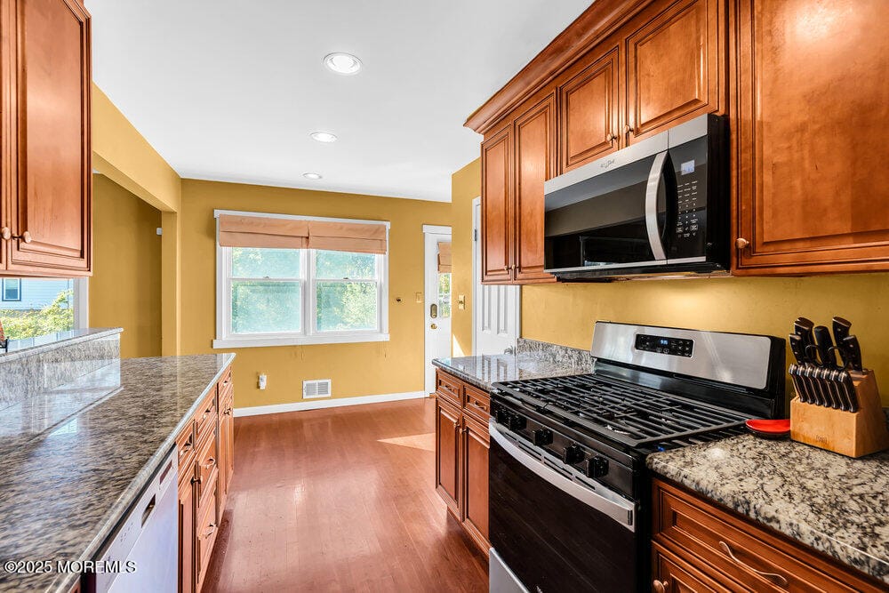 345 Green Grove Road, Tinton Falls, NJ, 07712 image 19