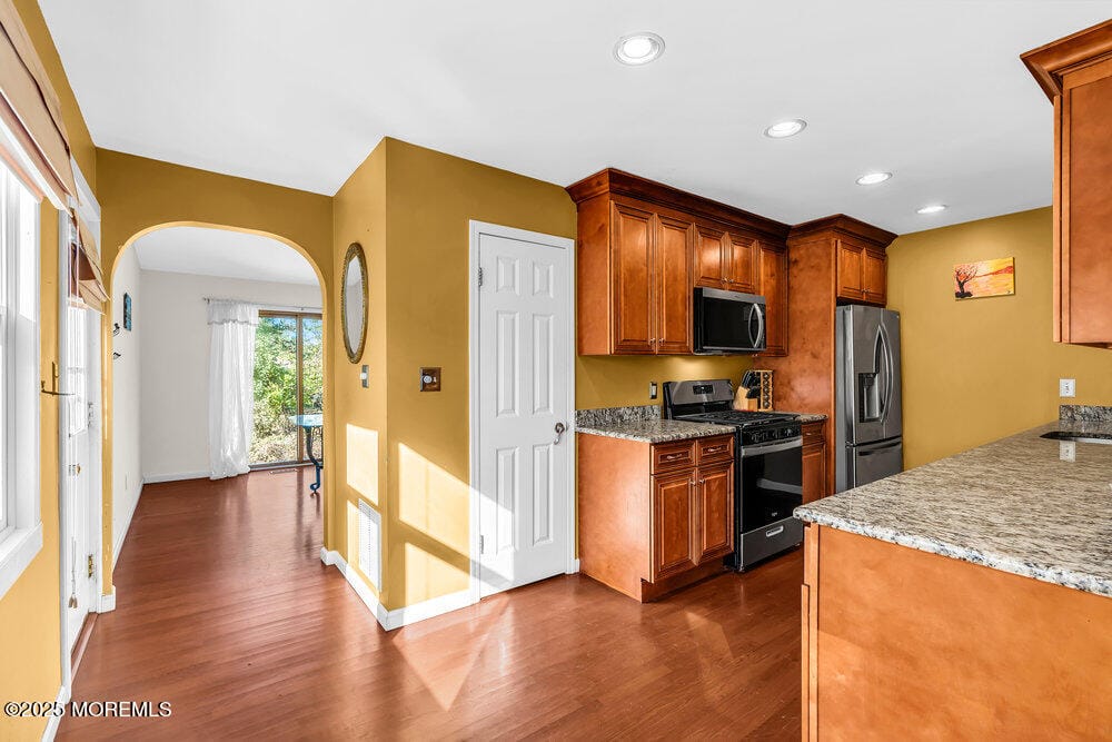 345 Green Grove Road, Tinton Falls, NJ, 07712 image 15