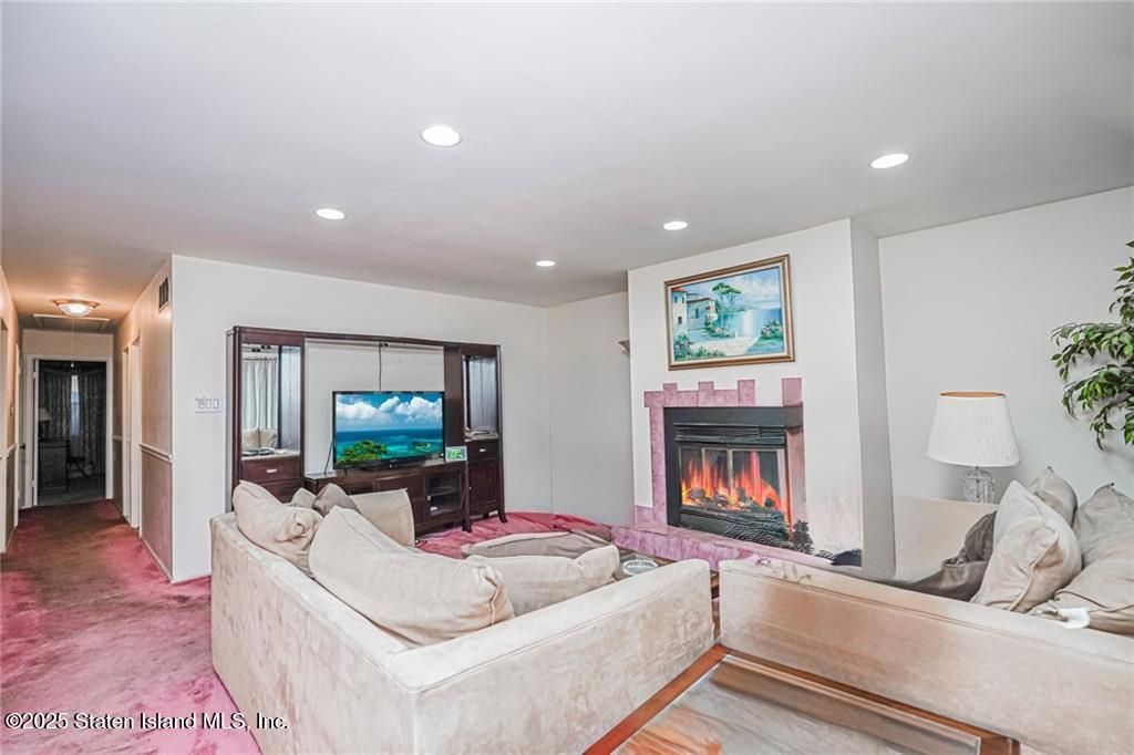 38 Bleeker Place Image 5