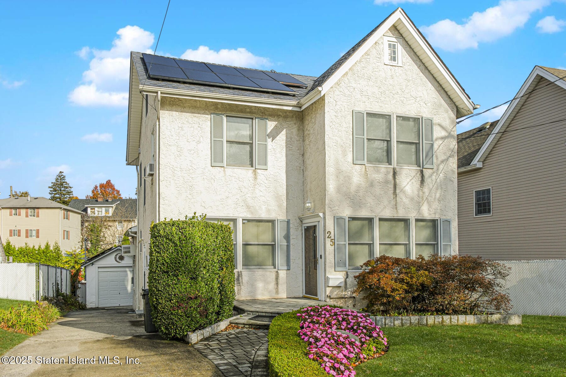 25 Grace Road Image 1