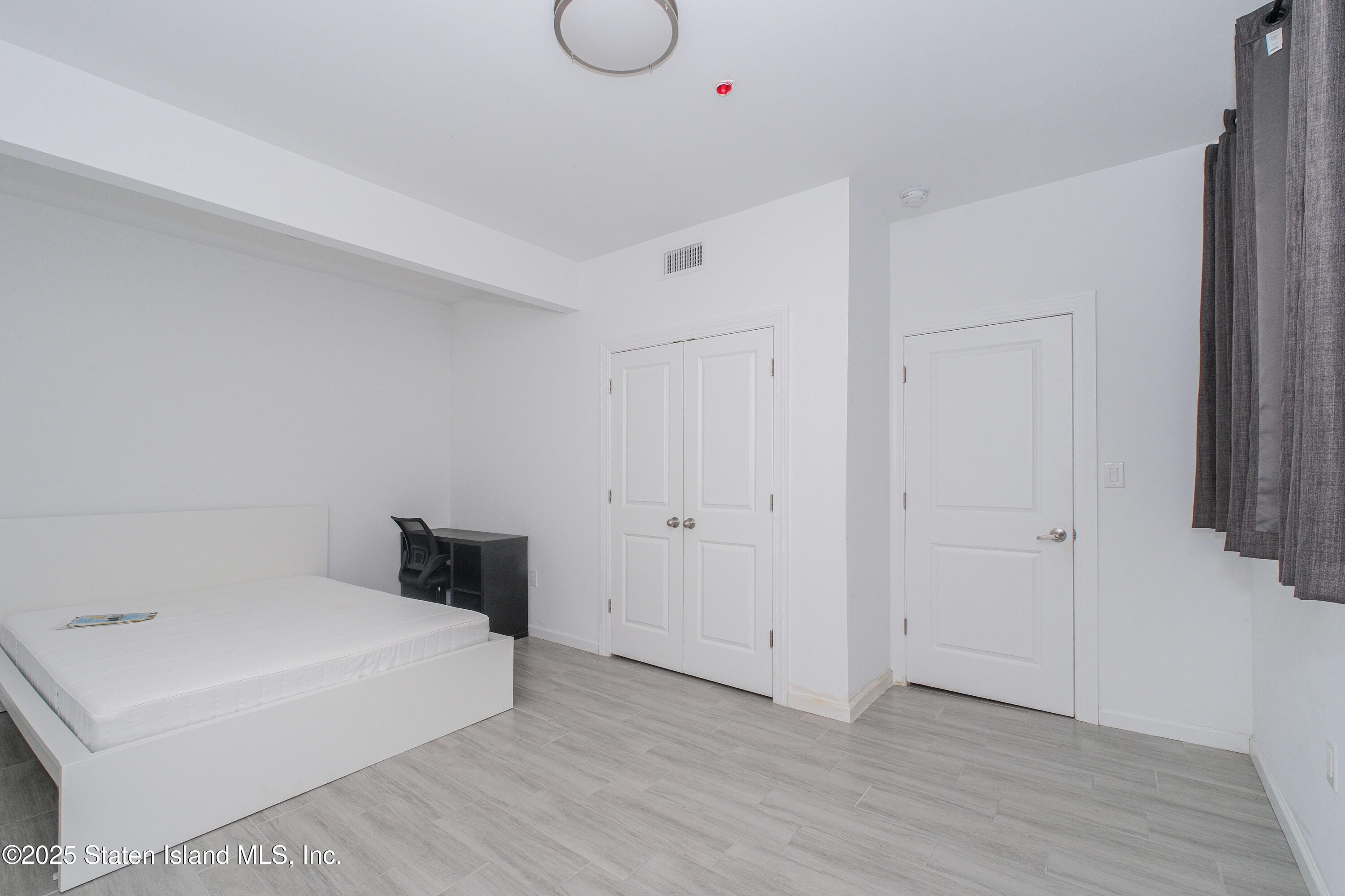 70 Cedar Terrace, Staten Island, NY, 10304 image 9