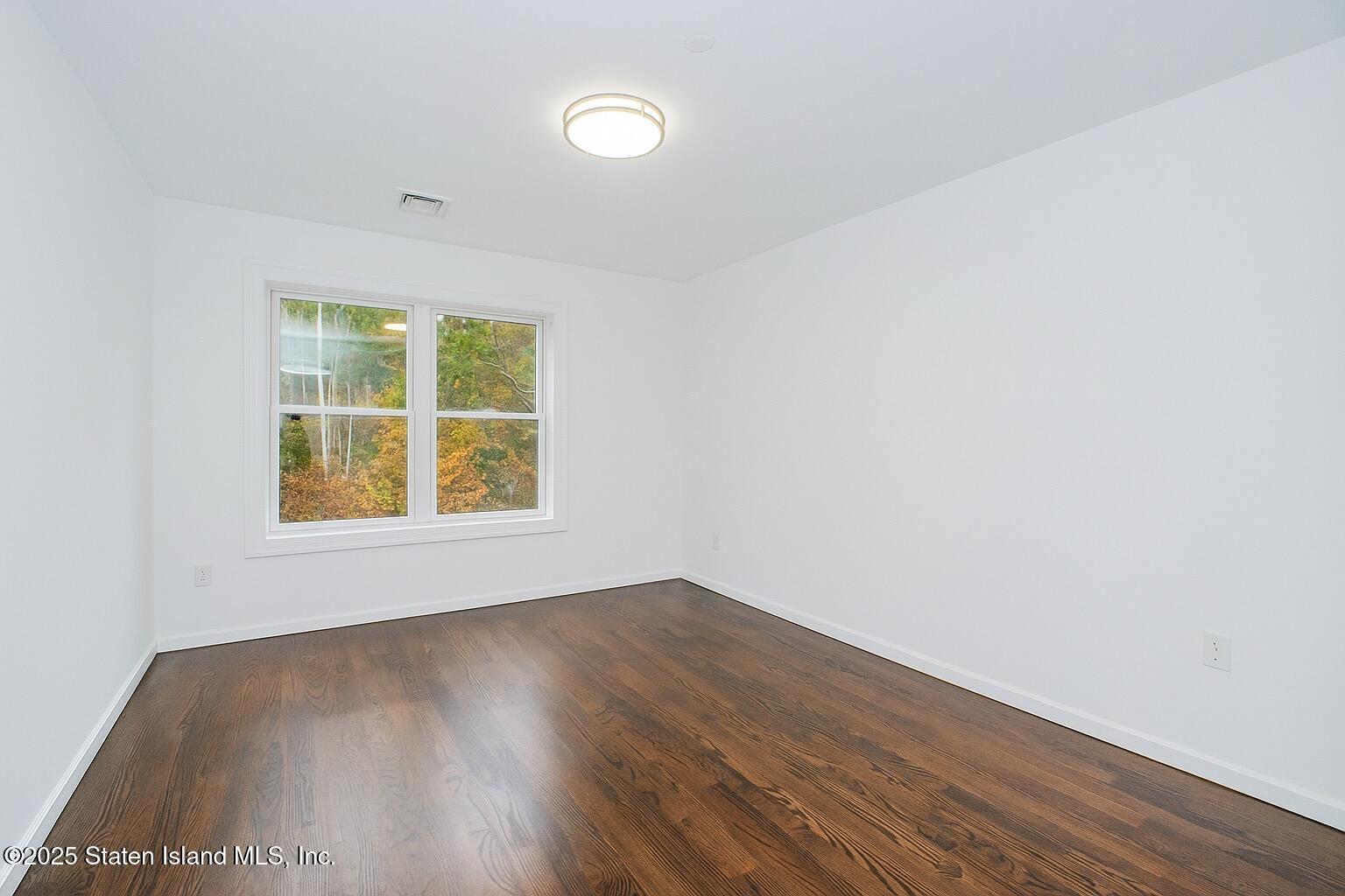 70 Cedar Terrace, Staten Island, NY, 10304 image 16