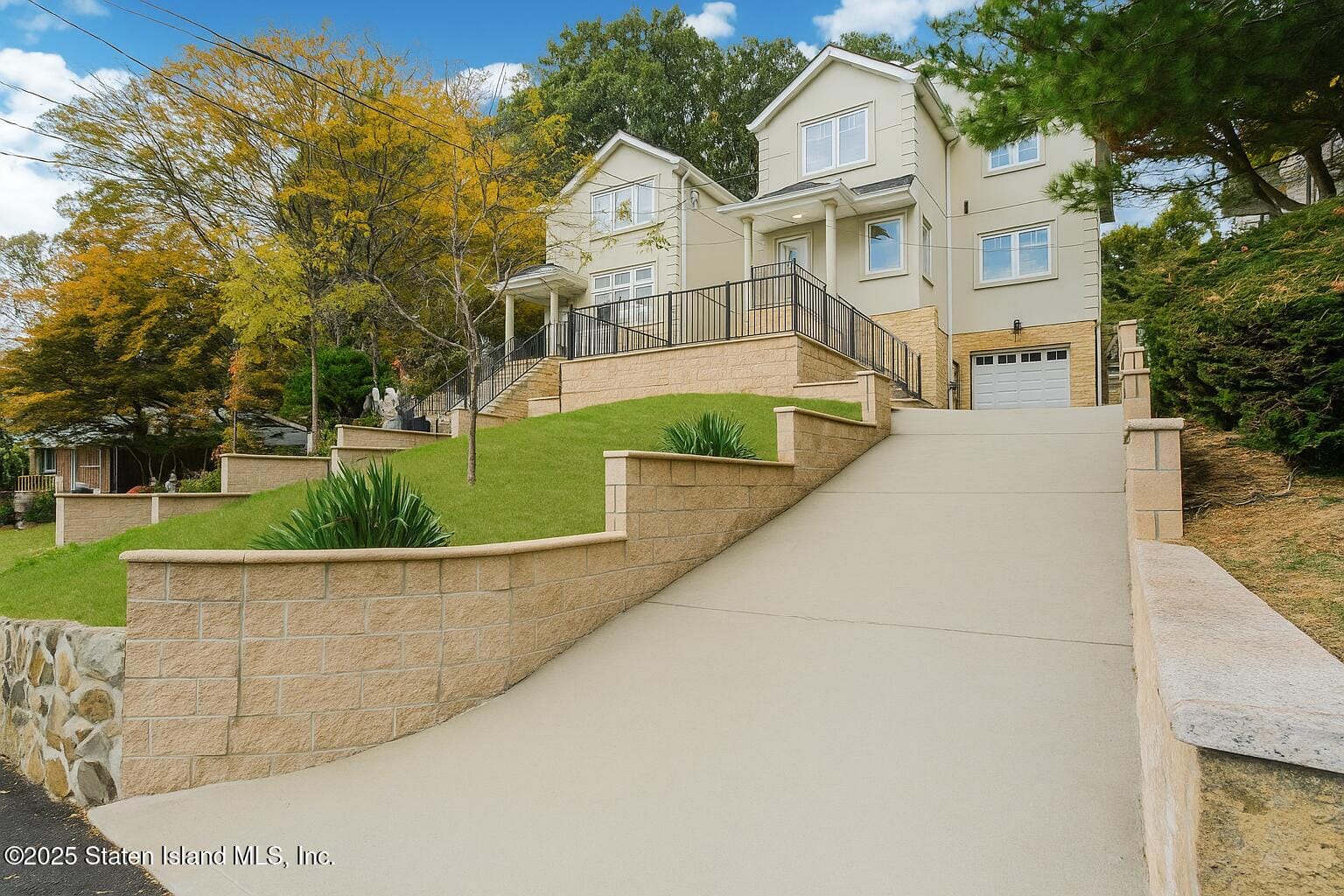 70 Cedar Terrace Image 3