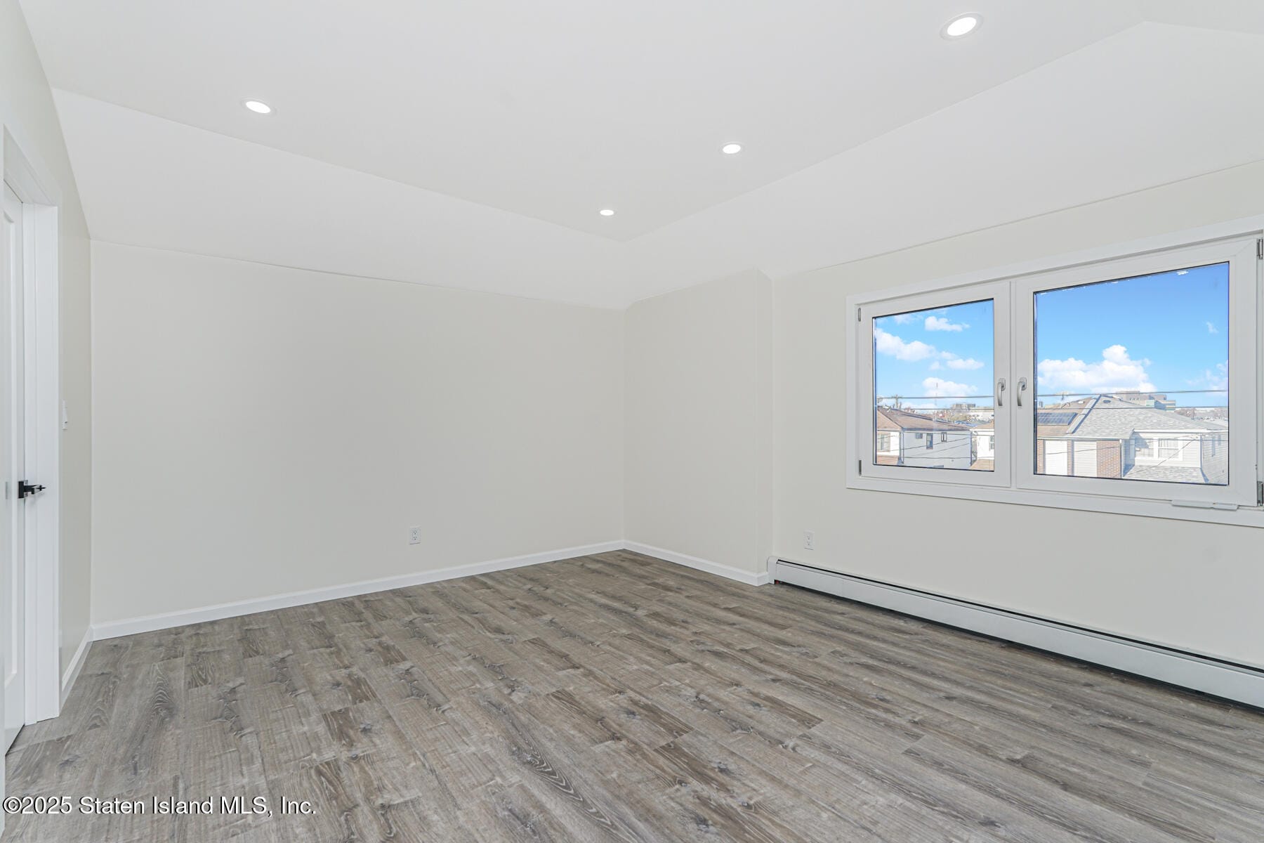 228 Slater Boulevard, Staten Island, NY, 10305 image 25