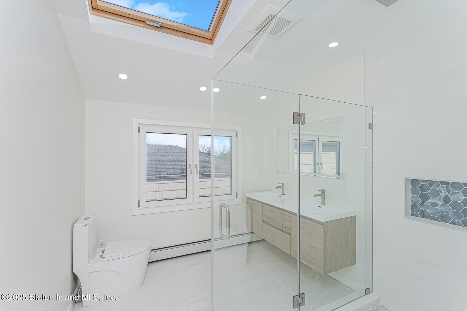 228 Slater Boulevard, Staten Island, NY, 10305 image 27