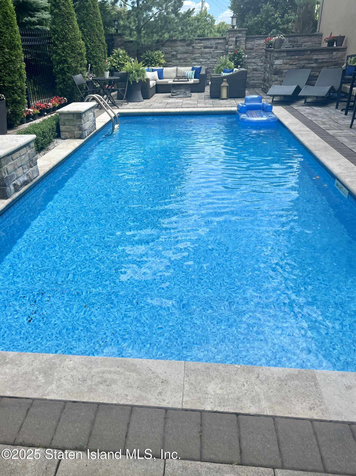 11 St Edward Lane, Staten Island, NY, 10309 image 20