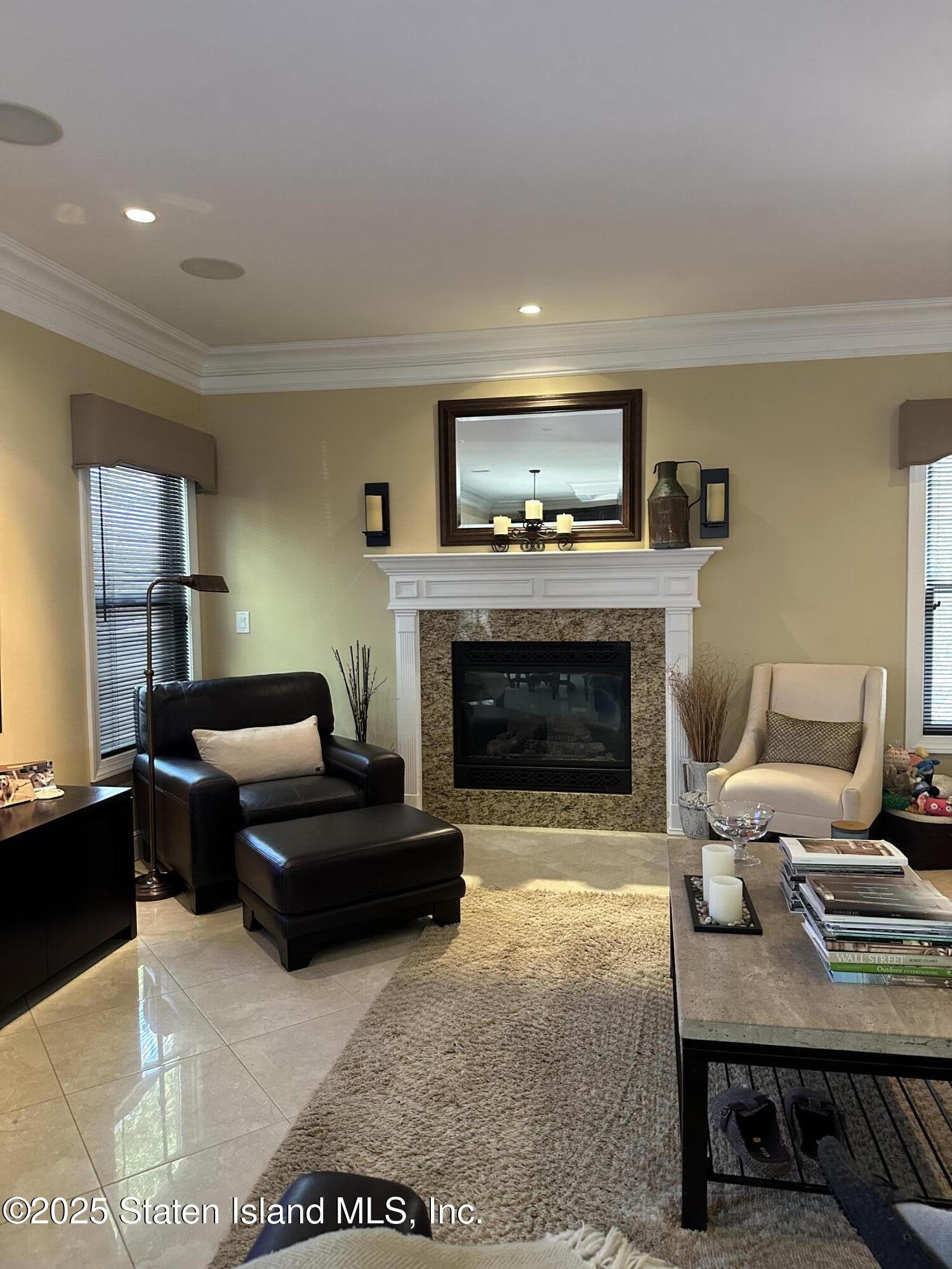 11 St Edward Lane, Staten Island, NY, 10309 image 9