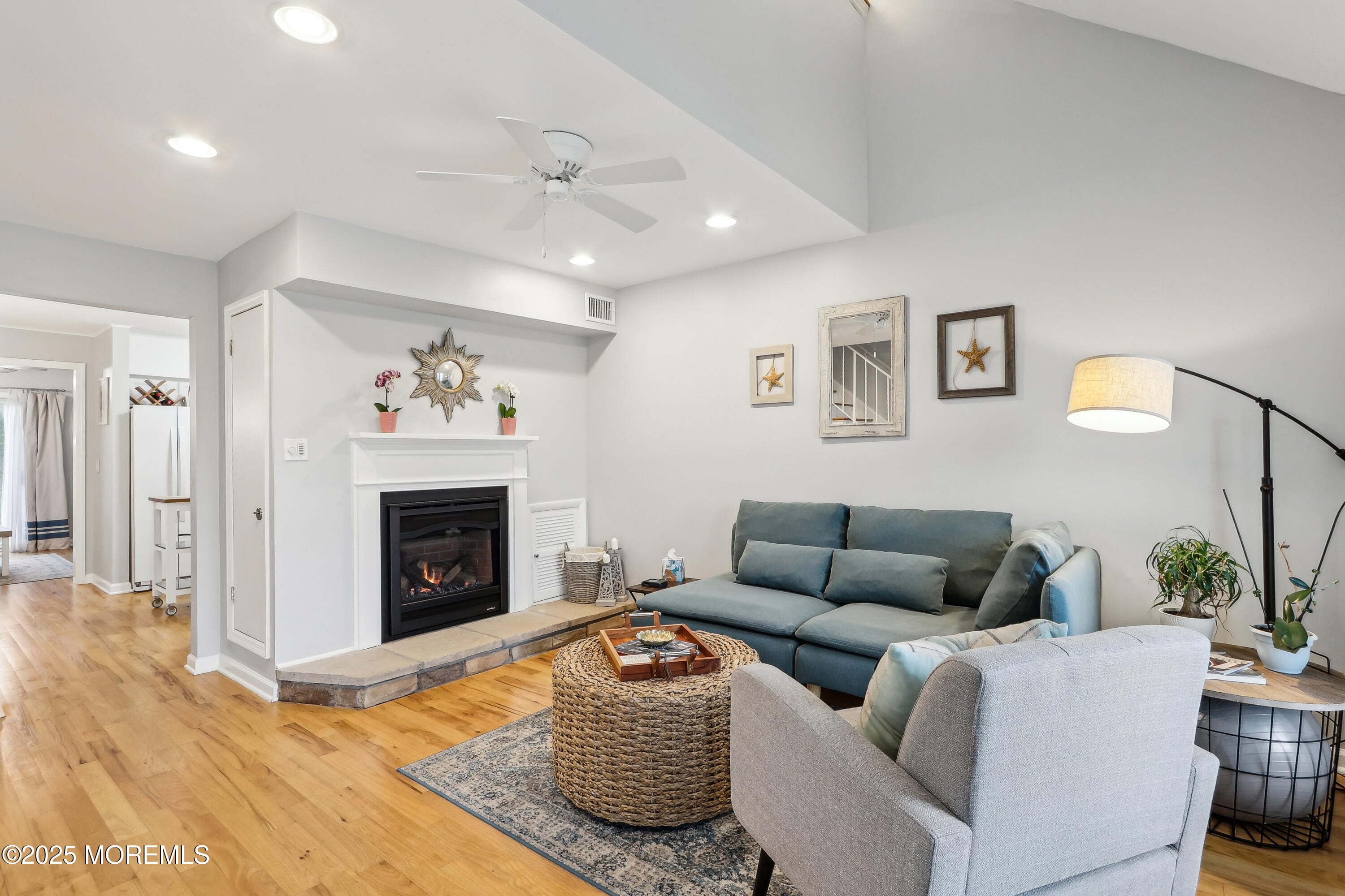 25 Meadow Avenue 30 Image 5