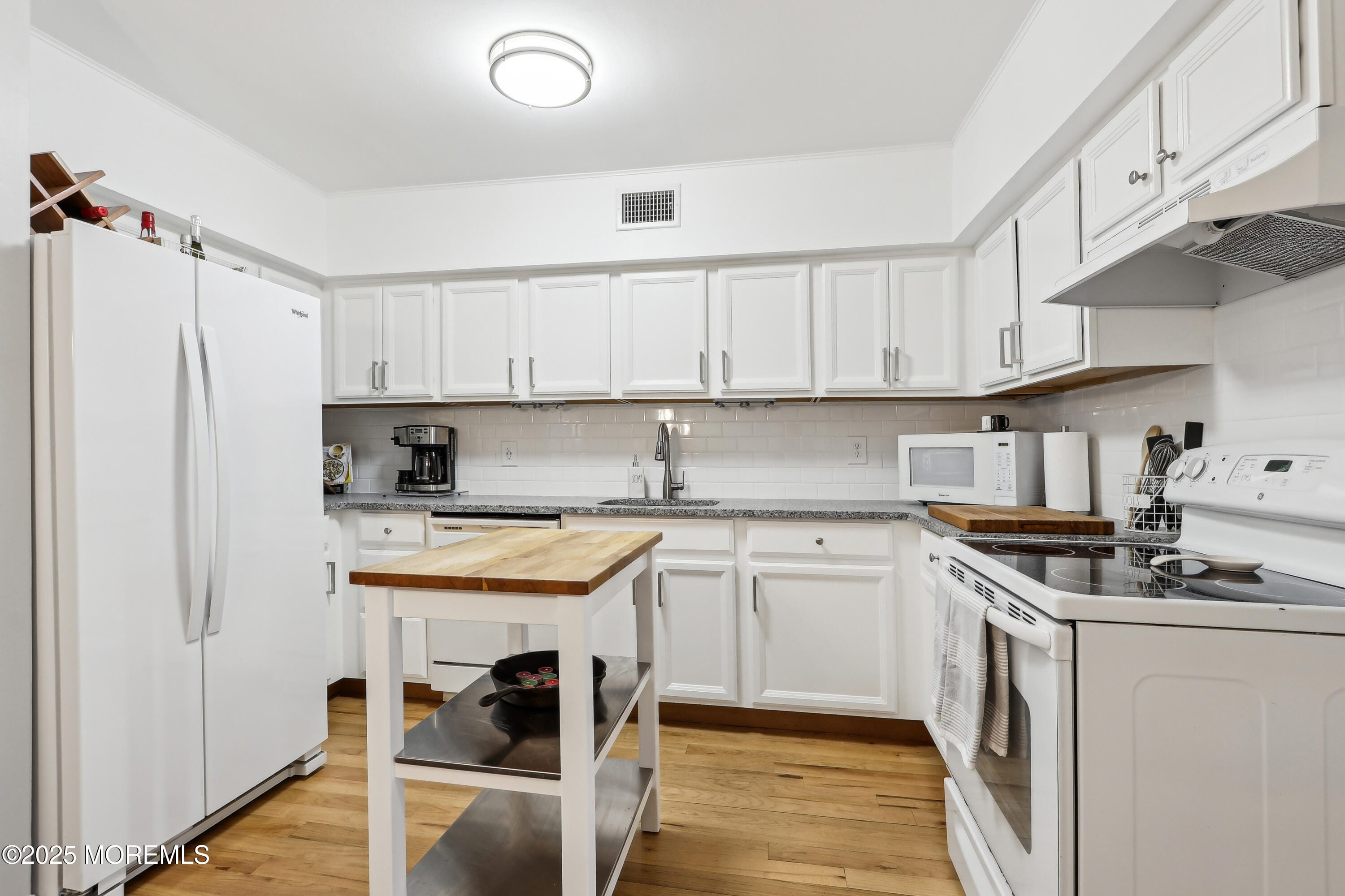 25 Meadow Avenue 30, Monmouth Beach, NJ, 07750 image 15