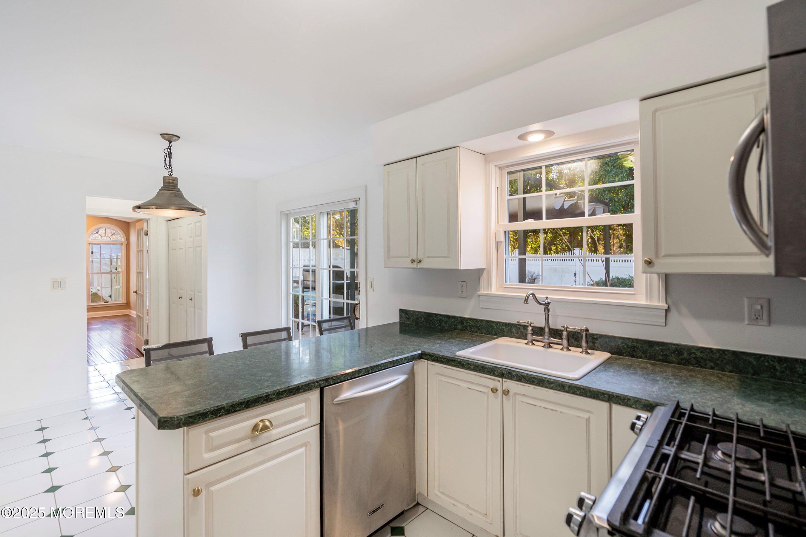 100 Wicklow Court, Toms River, NJ, 08755 image 6