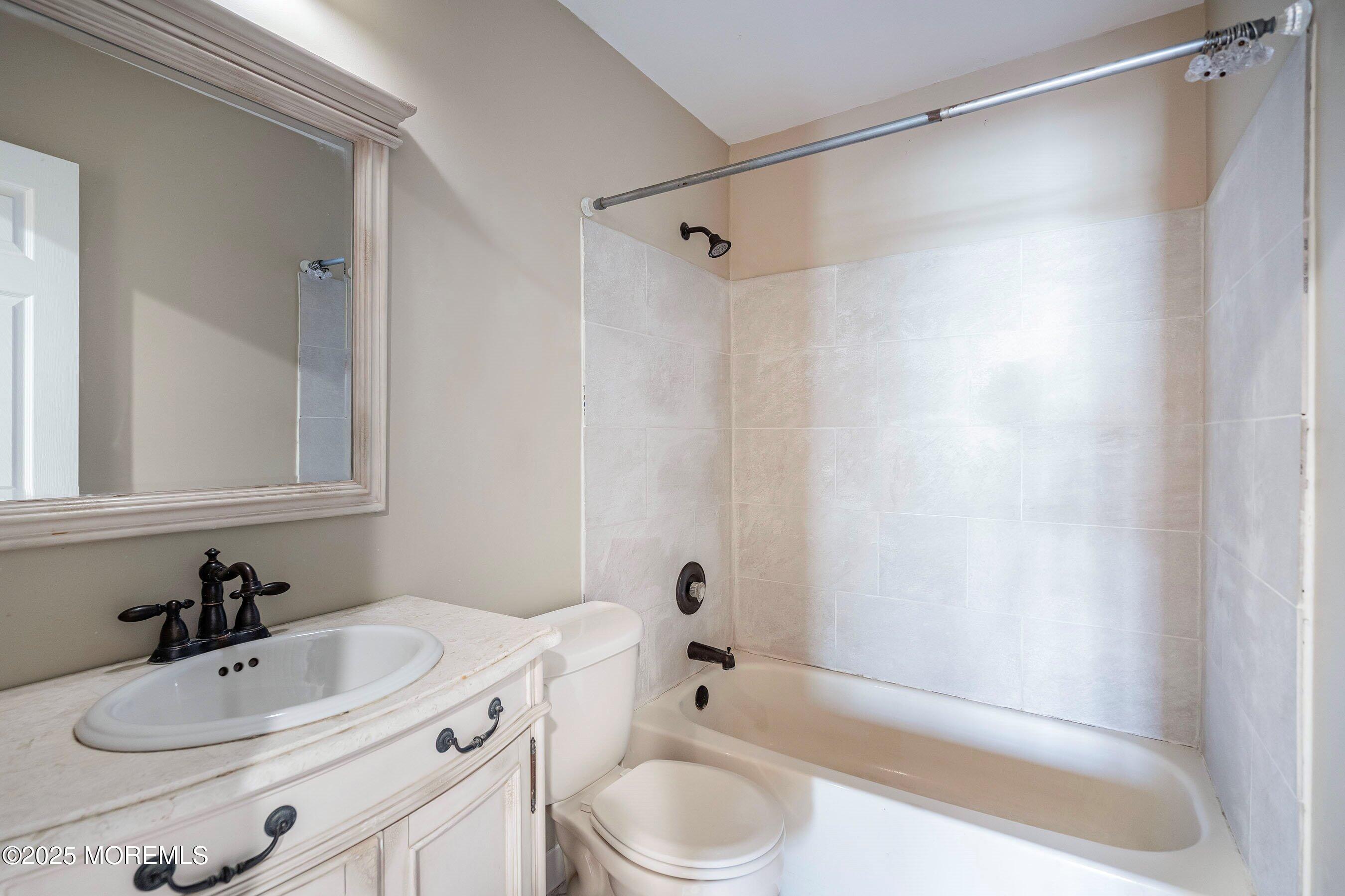 100 Wicklow Court, Toms River, NJ, 08755 image 13