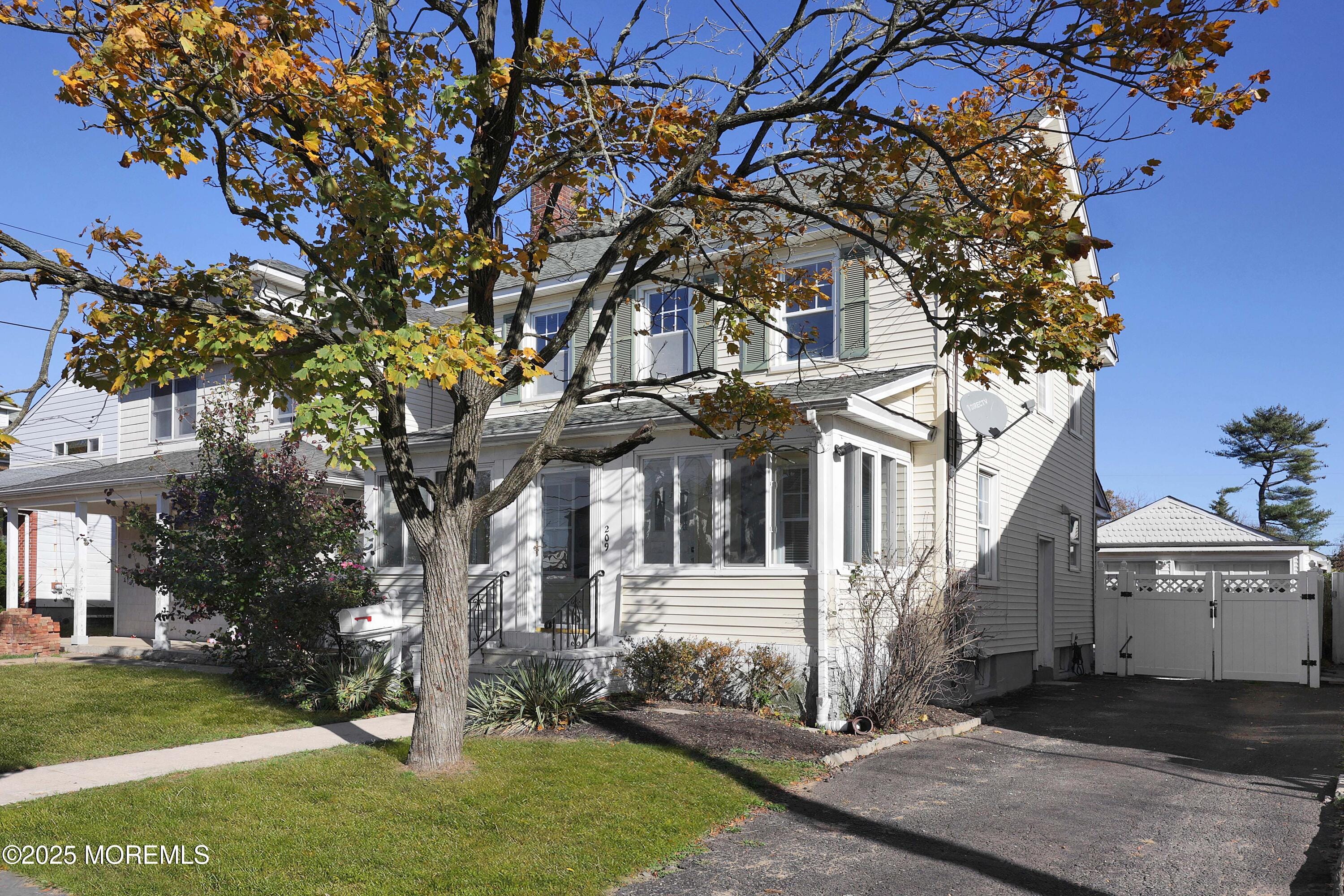 209 Broadway Image 2