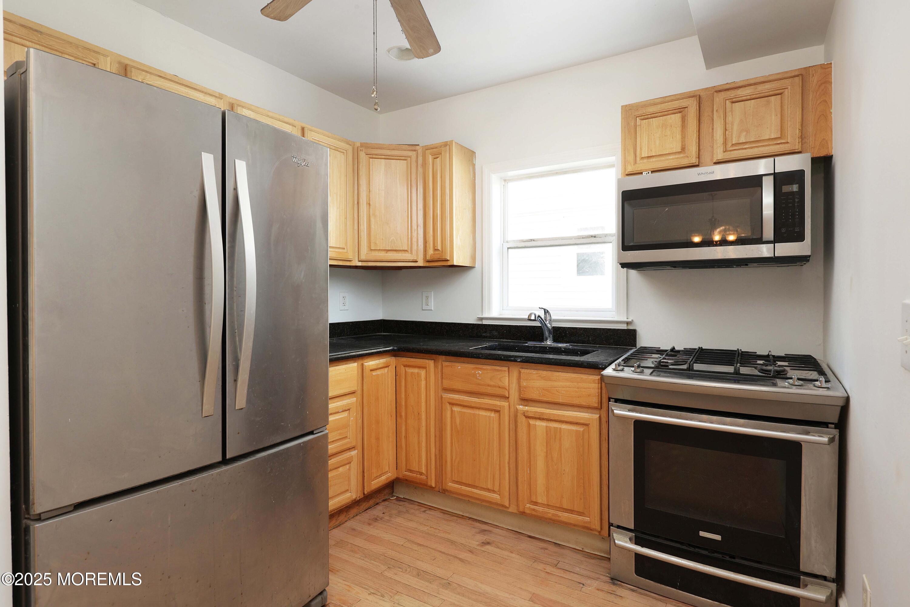 209 Broadway, Keyport, NJ, 07735 image 11