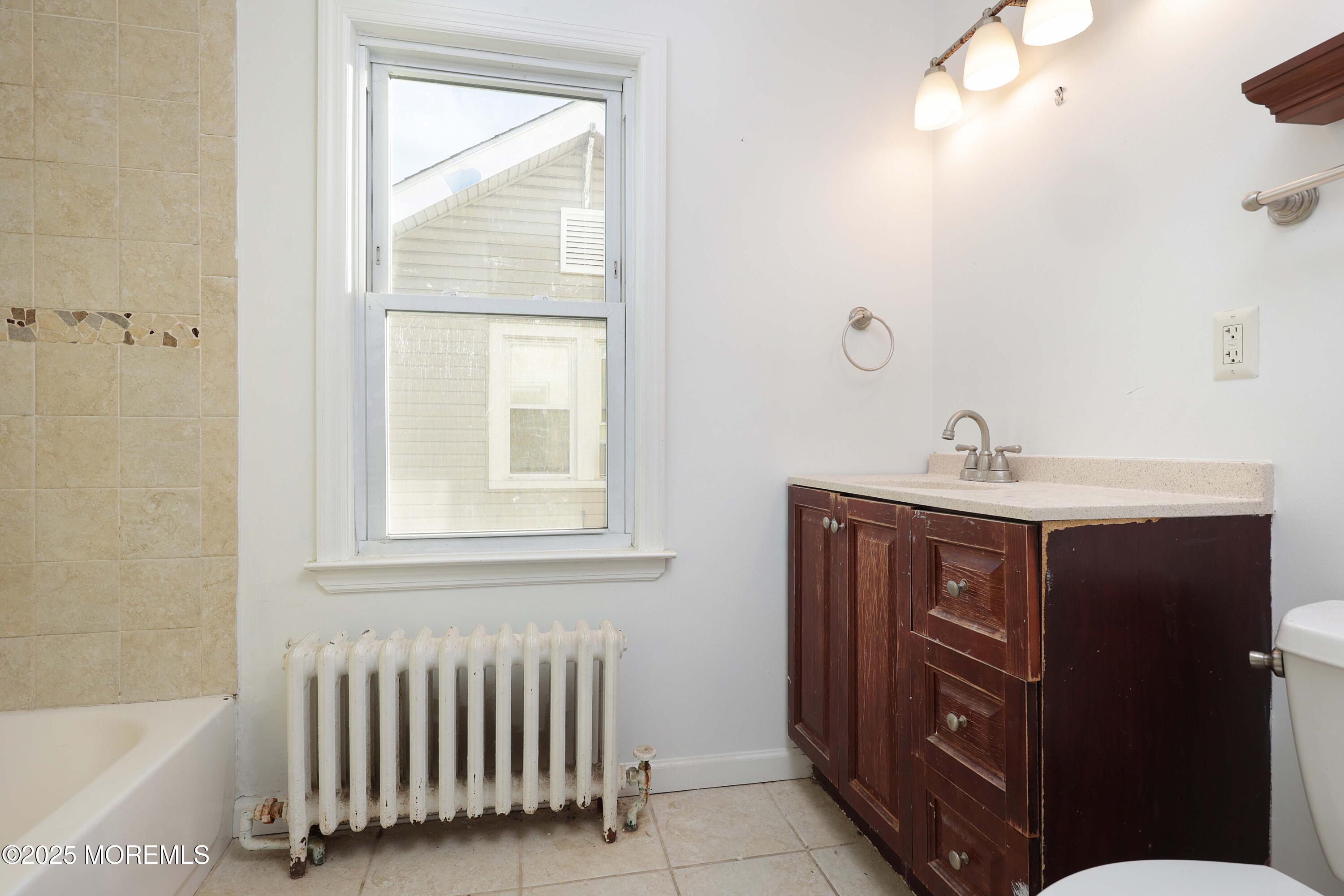 209 Broadway, Keyport, NJ, 07735 image 20