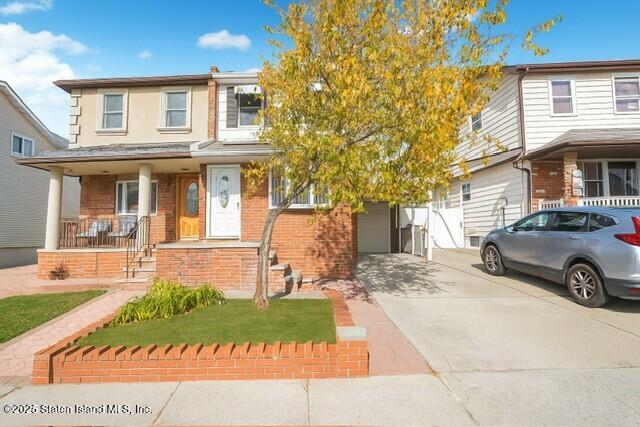 25 Berry Avenue Image 3